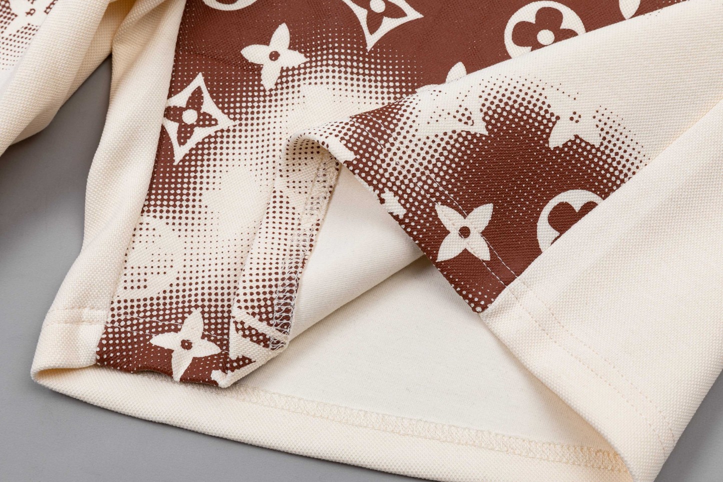 【LOUIS VUITTON】ショートパンツ