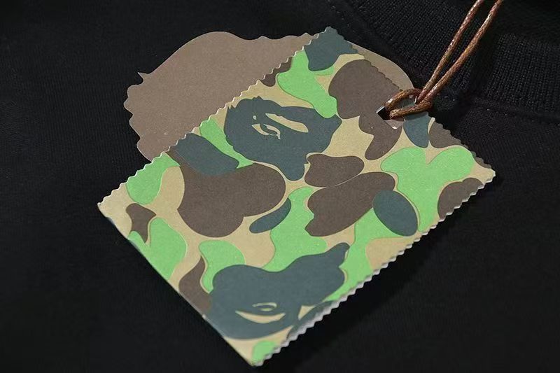 【BAPE】半袖 T シャツ