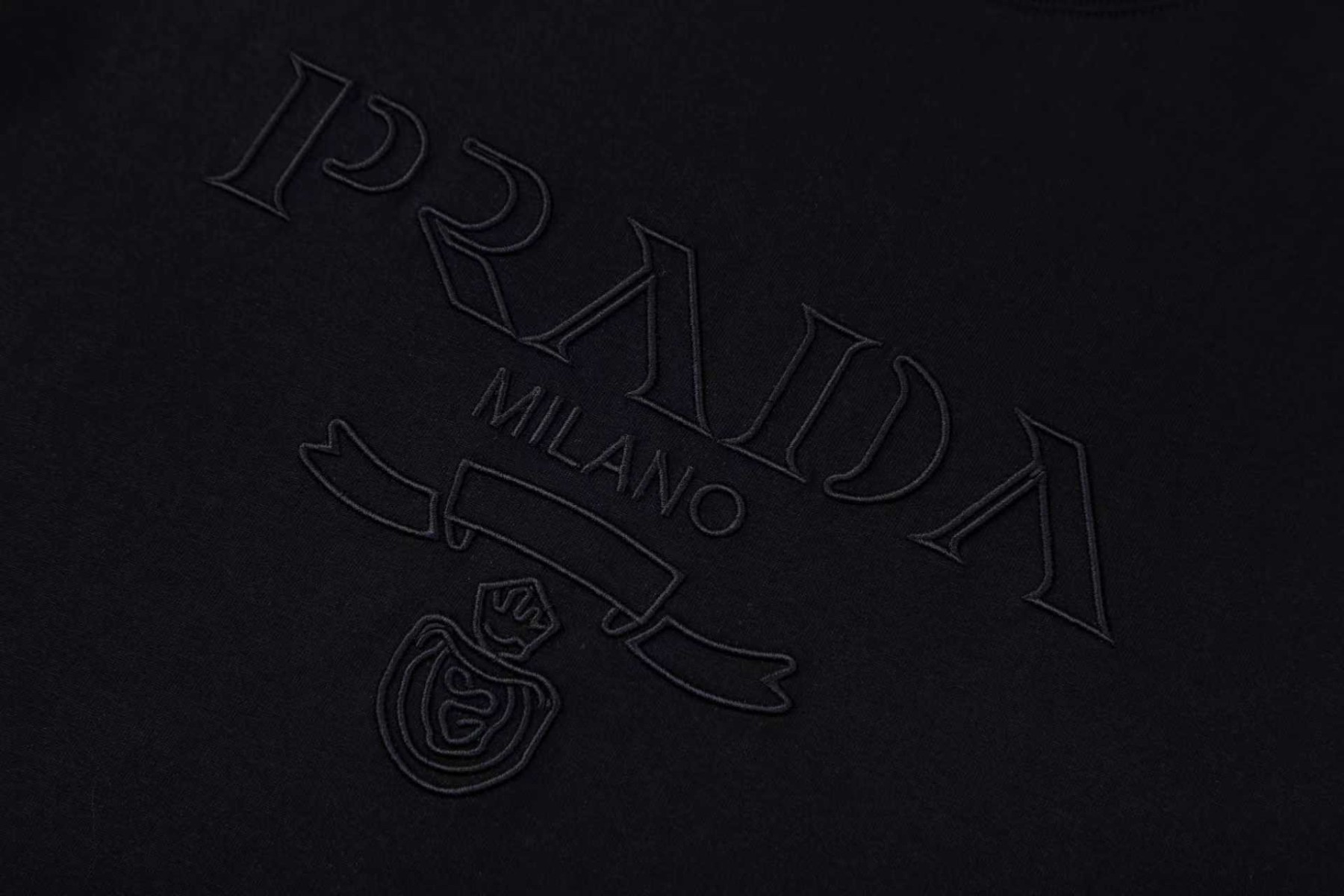 【PRADA】半袖 T シャツ