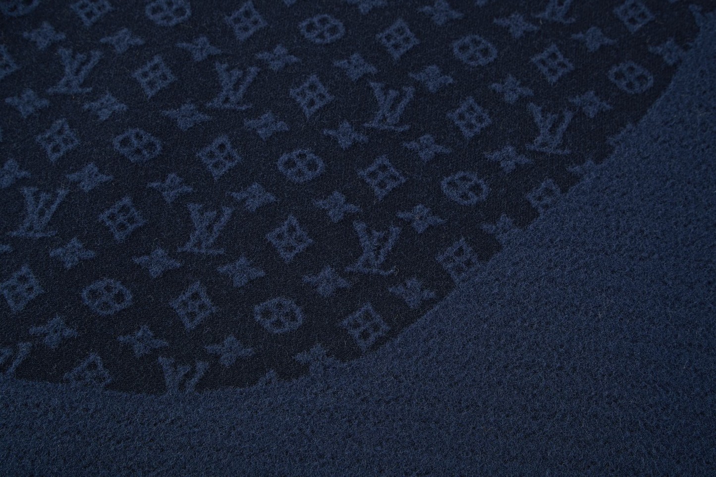 【LOUIS VUITTON】ニット半袖 T シャツ