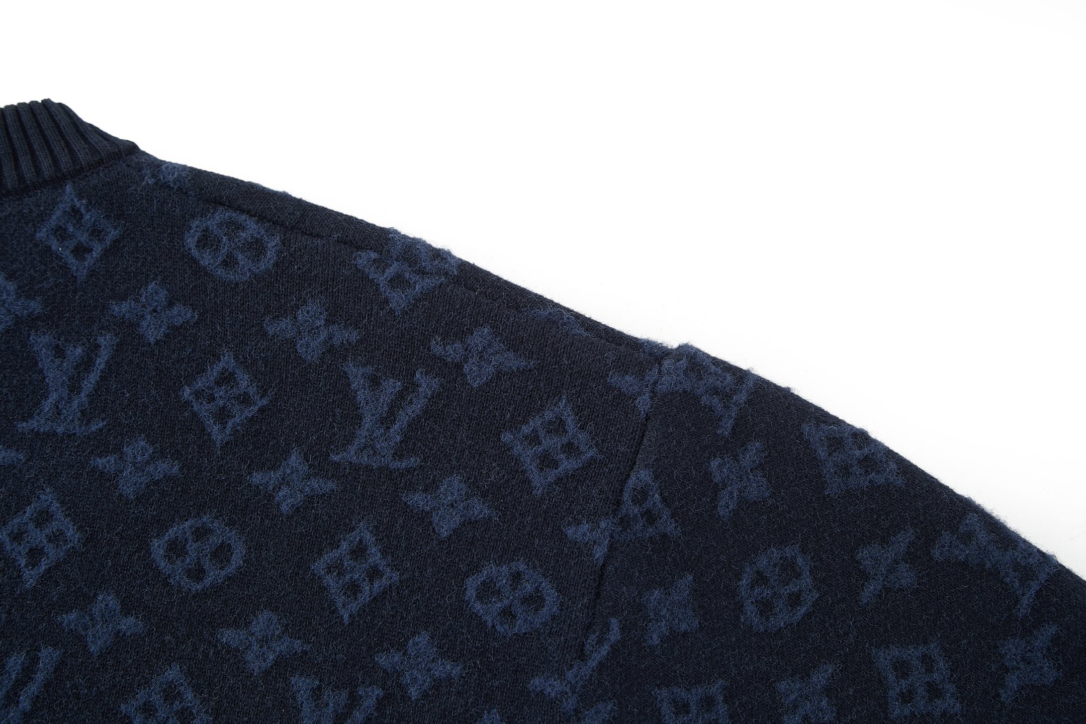 【LOUIS VUITTON】ニット半袖 T シャツ
