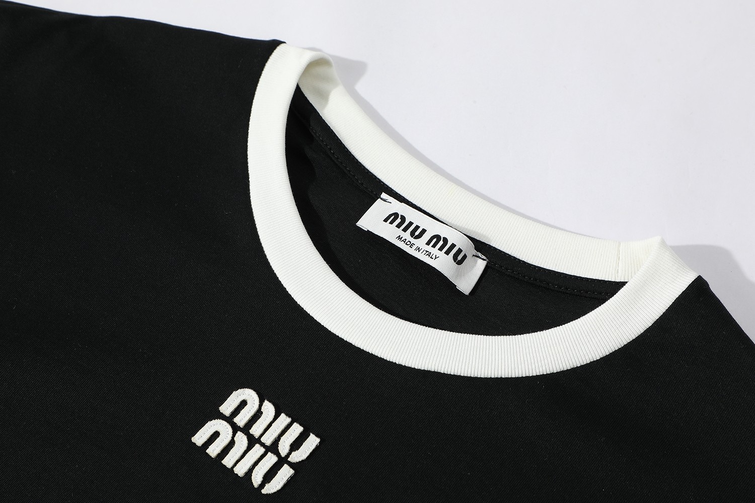 【MIU MIU】半袖 T シャツ