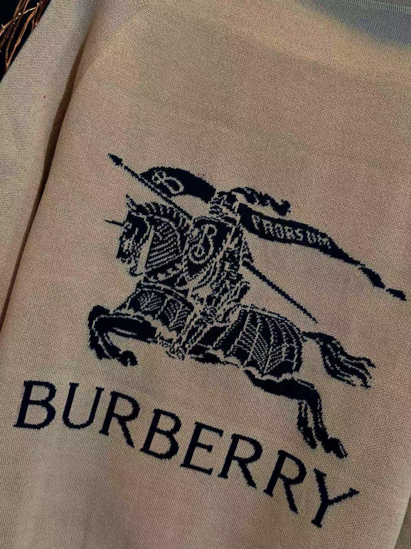 【BURBERRY】 バーバリー リバーシブルジャケット