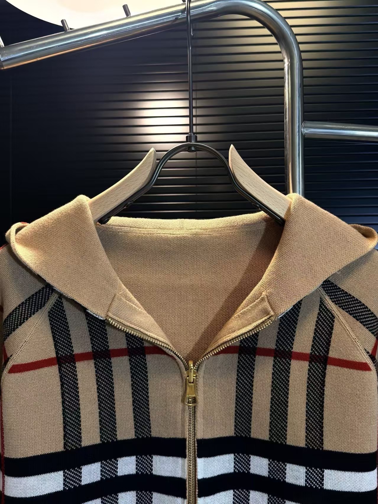 【BURBERRY】 バーバリー リバーシブルジャケット