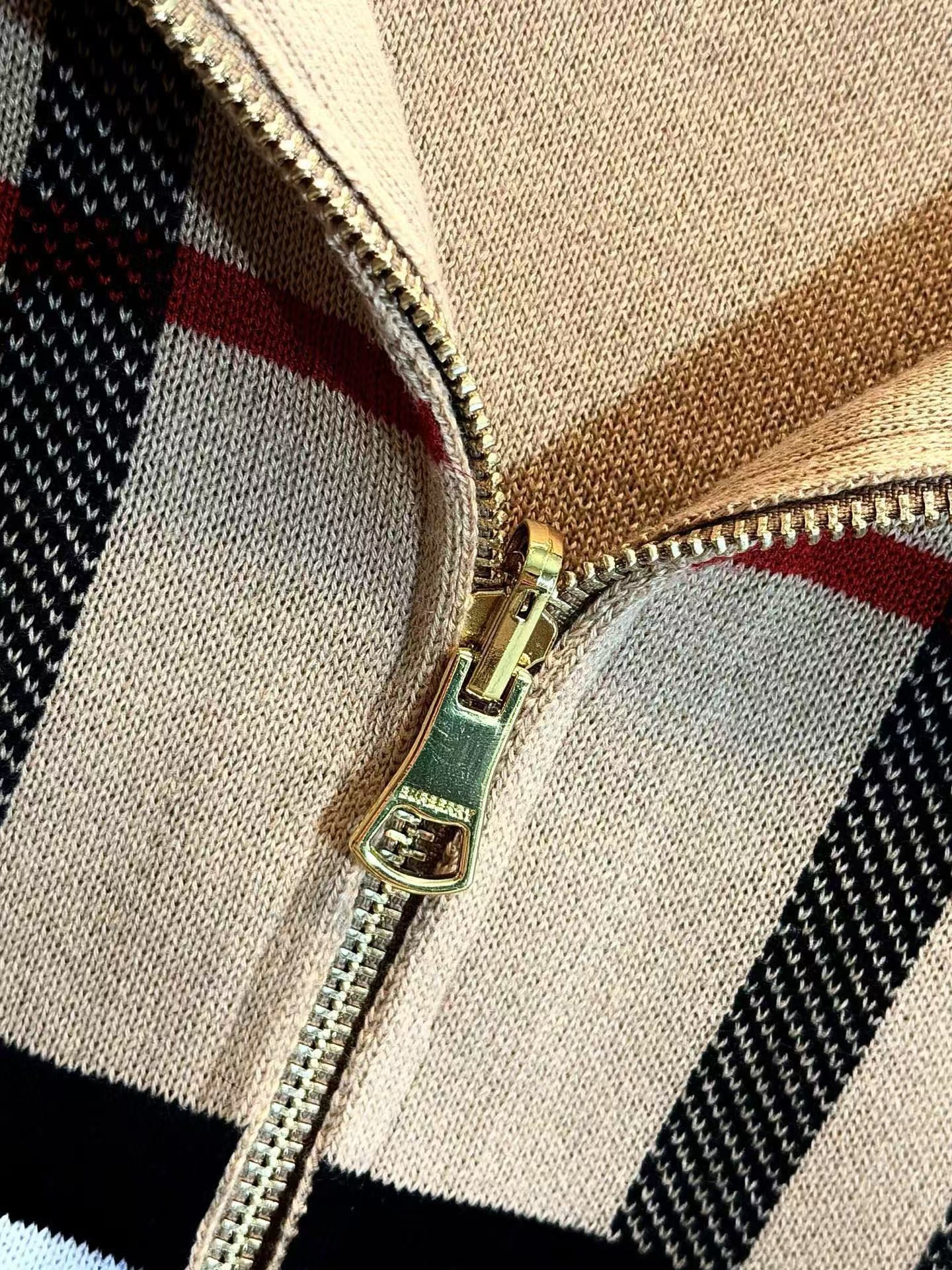 【BURBERRY】 バーバリー リバーシブルジャケット