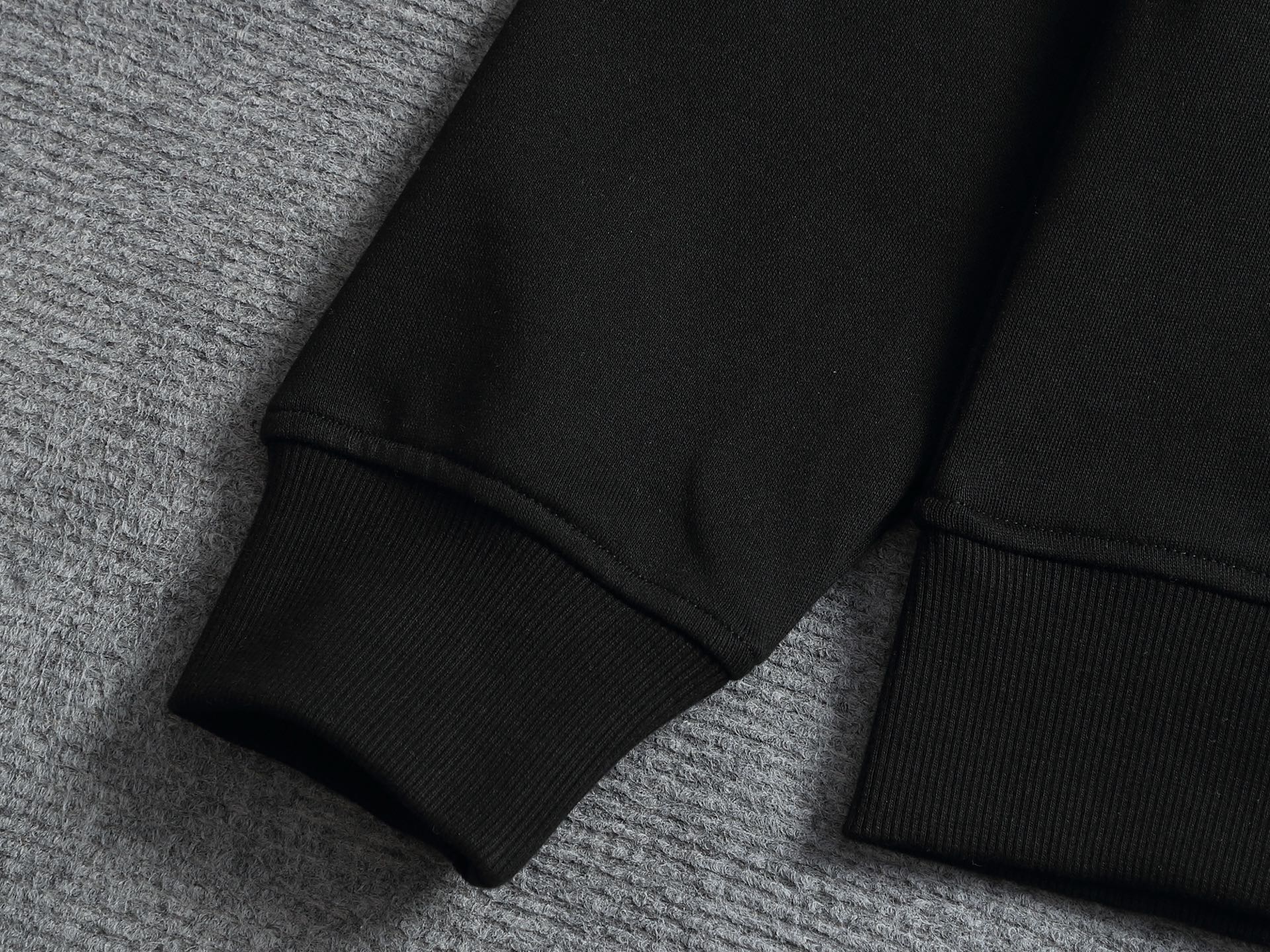 【BURBERRY】長袖 T シャツ