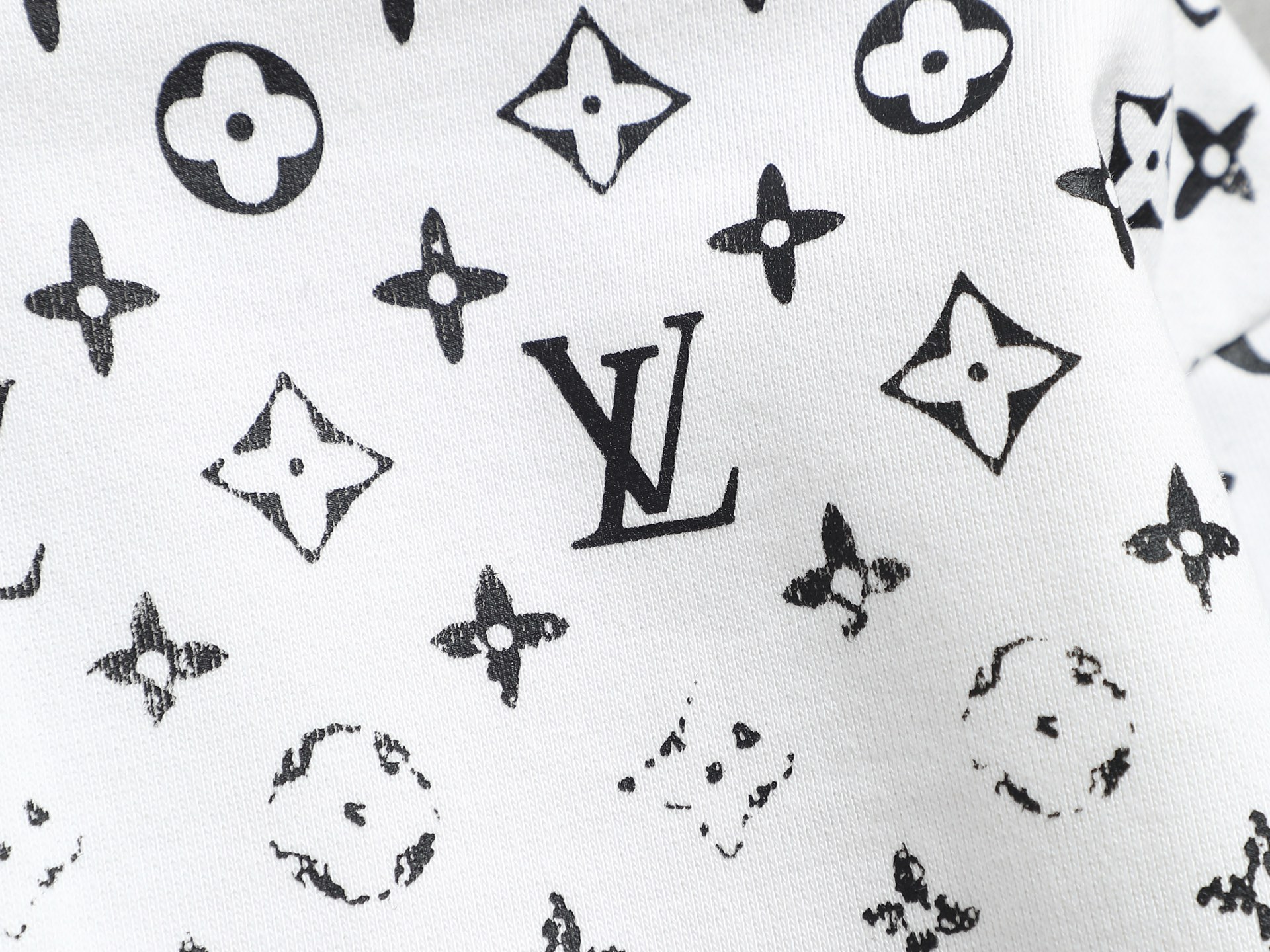 【LOUIS VUITTON】長袖 T シャツ