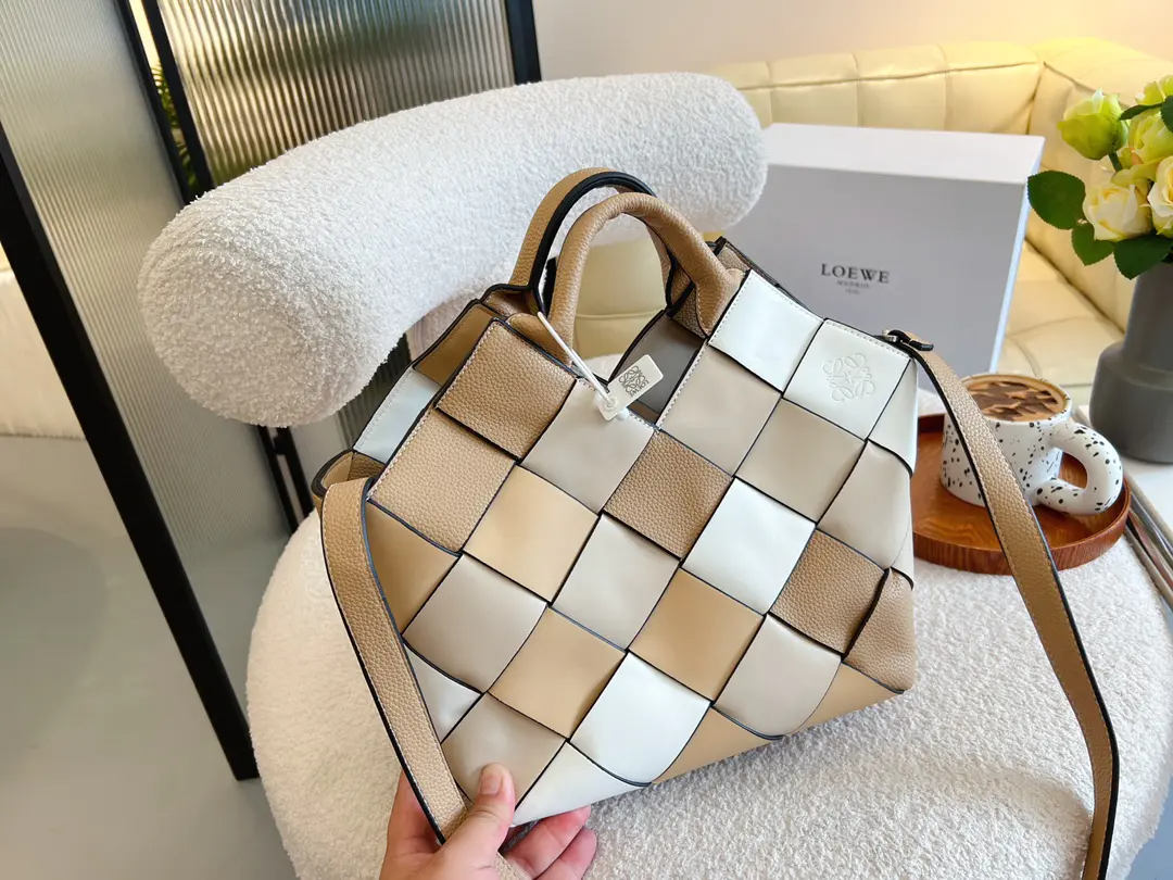 Loewe配色かごバッグレザーベジタブルバスケット