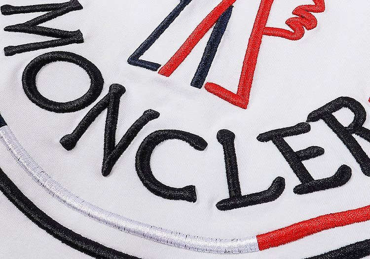【Moncler 】男女兼用、ご好評に付き再入荷！