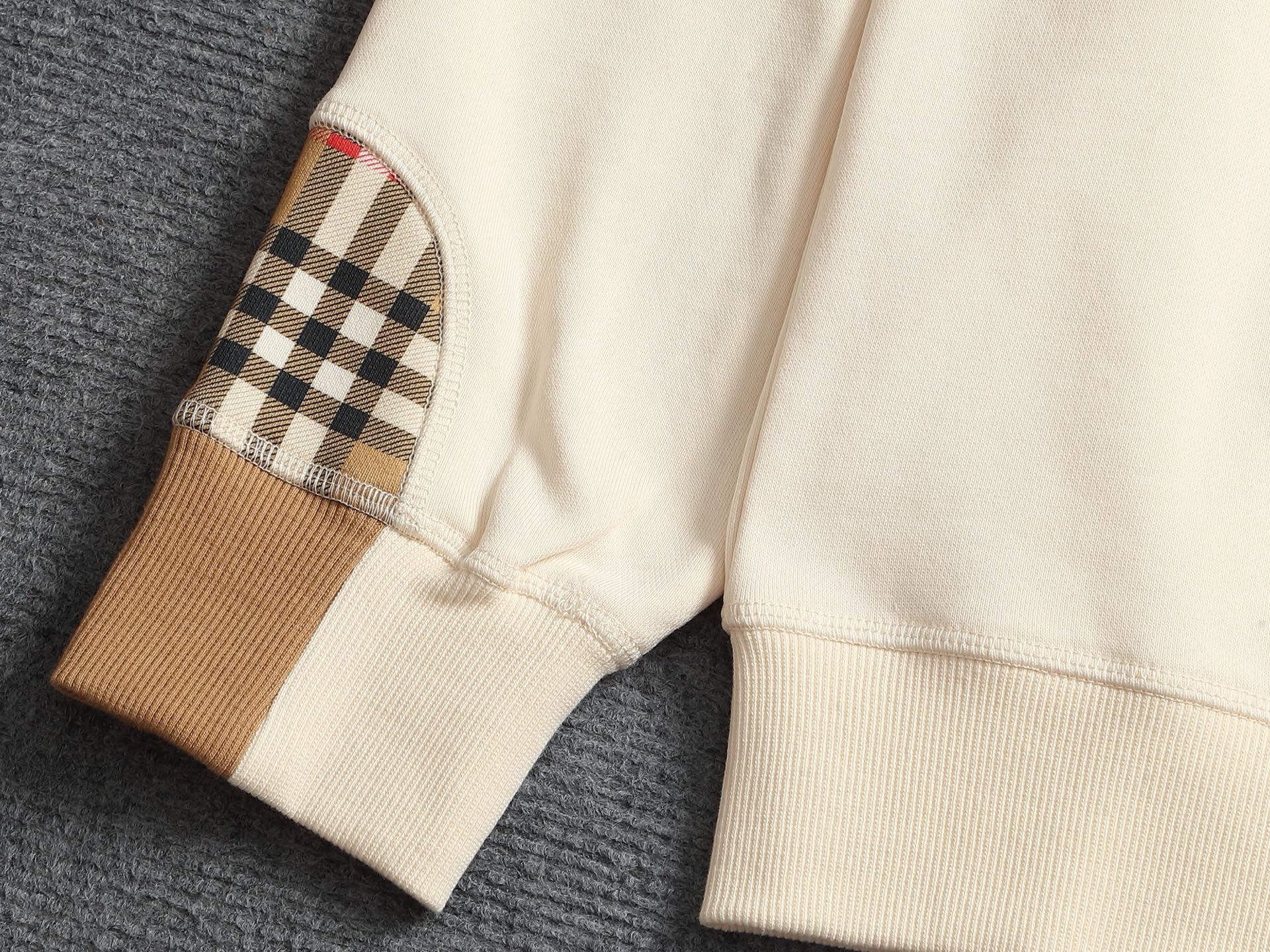 【BURBERRY】長袖 T シャツ