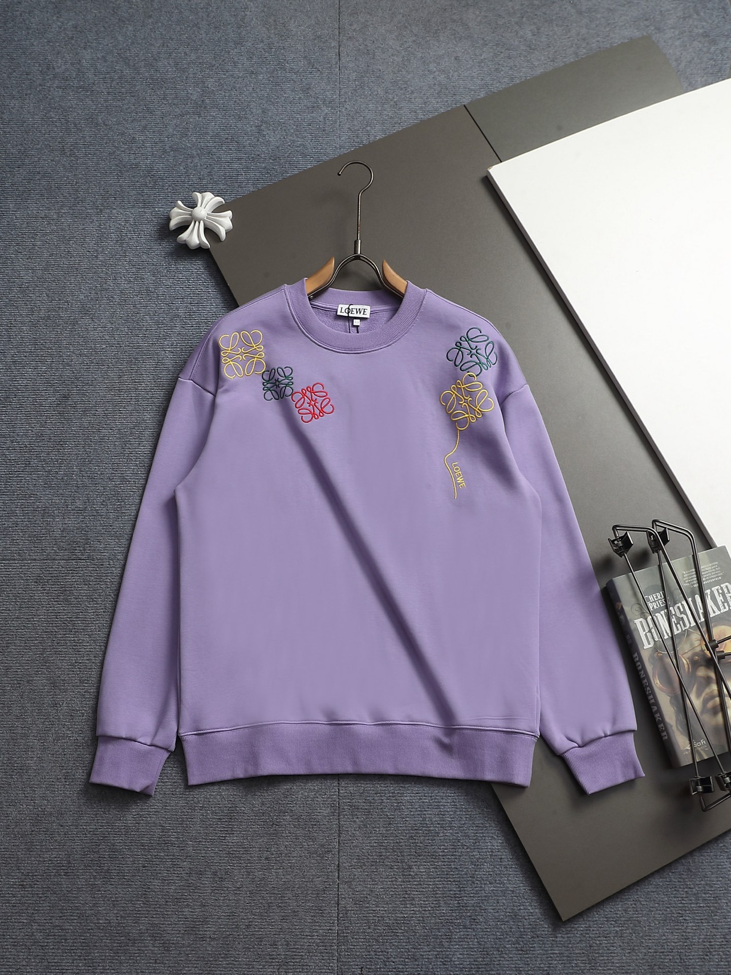 【LOEWE】刺繍長袖 T シャツ