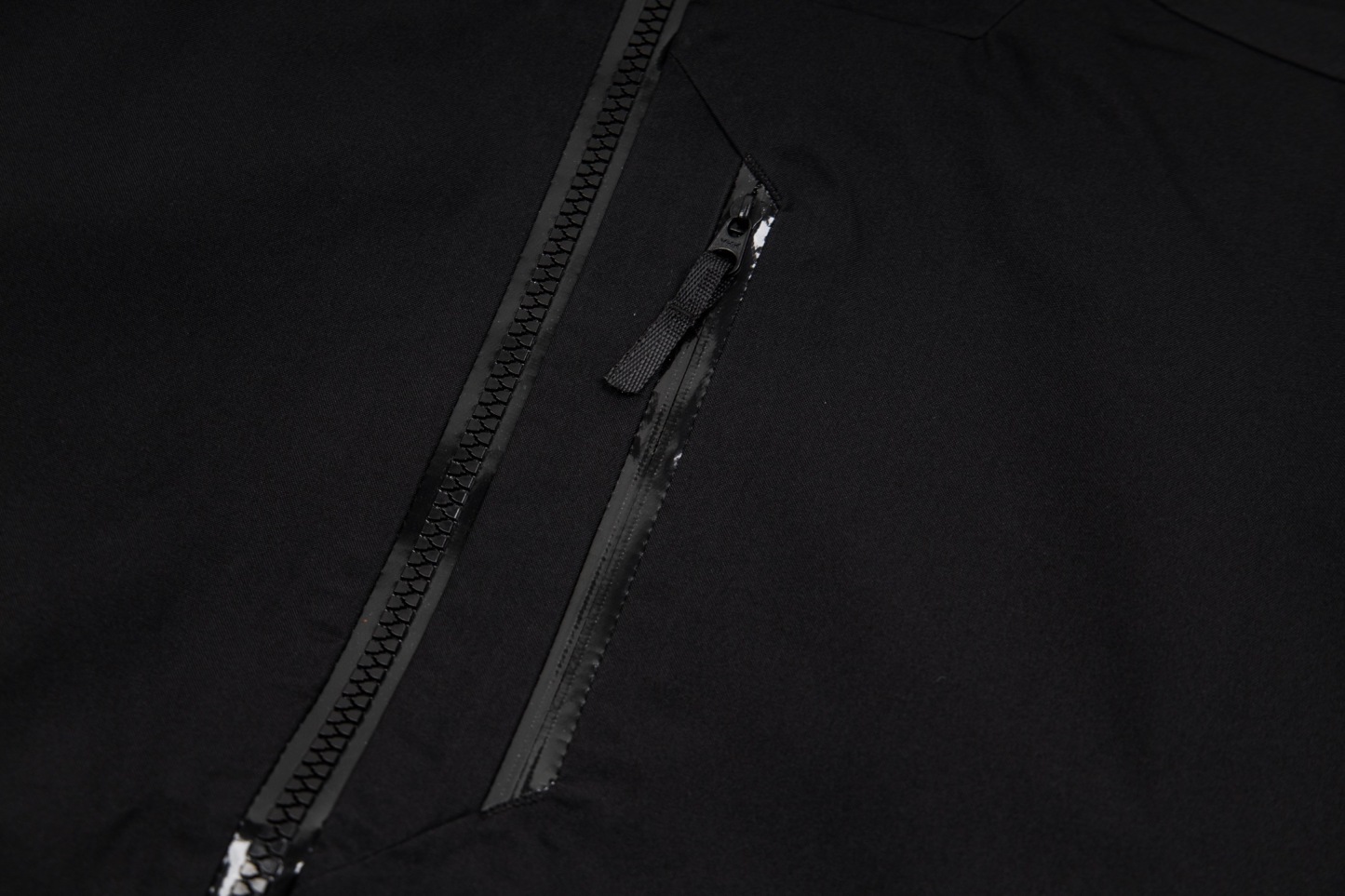 【ARC'TERYX】Ralle Jacket シェルジャケット