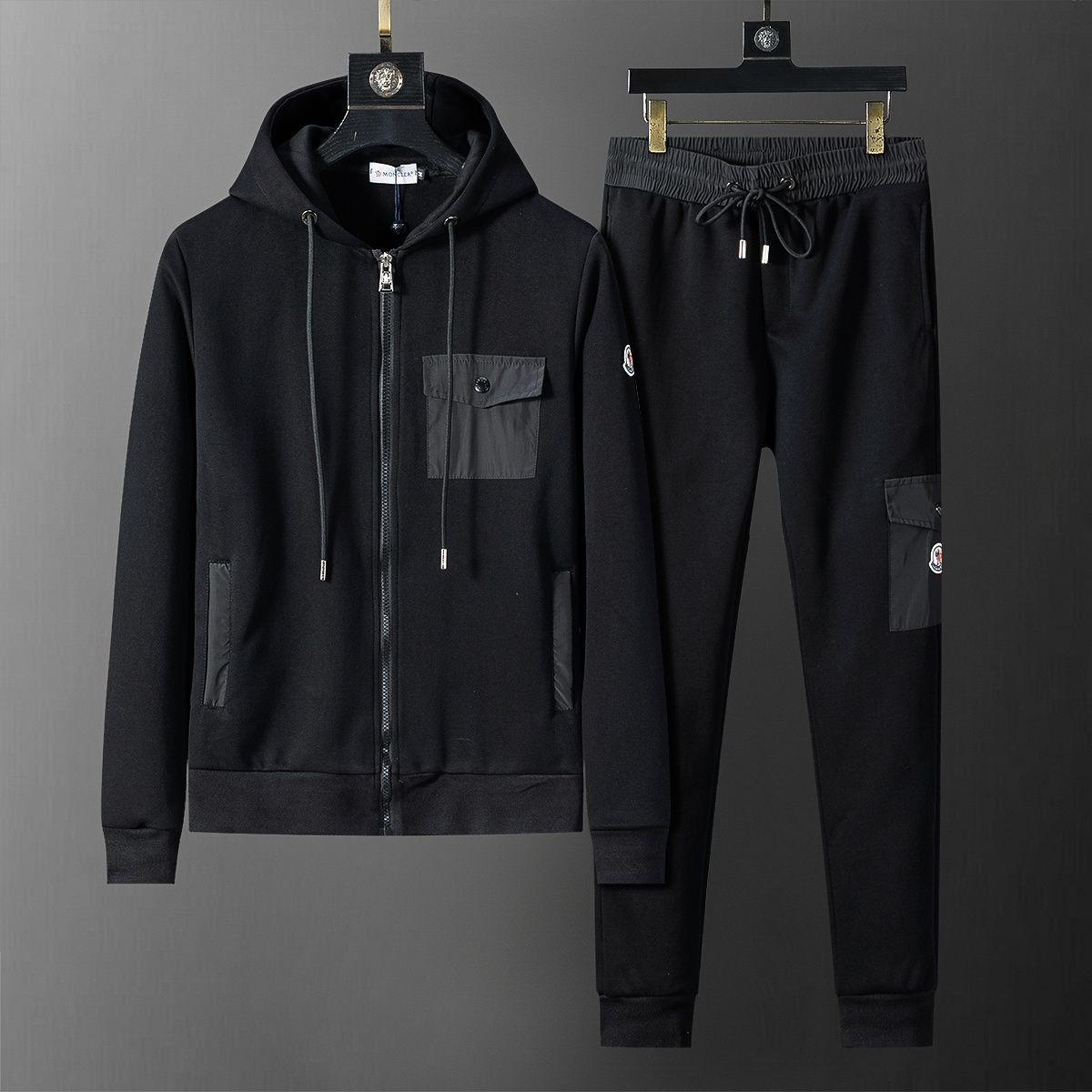 MONCLER モンクレール 上下セット セットアップ ご好評に付き再入荷！