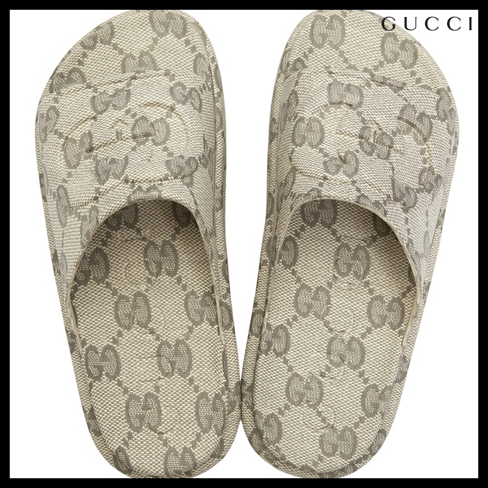 【GUCCI】インターロッキング G エンボスロゴ スリッパ ベージュ エボニー
