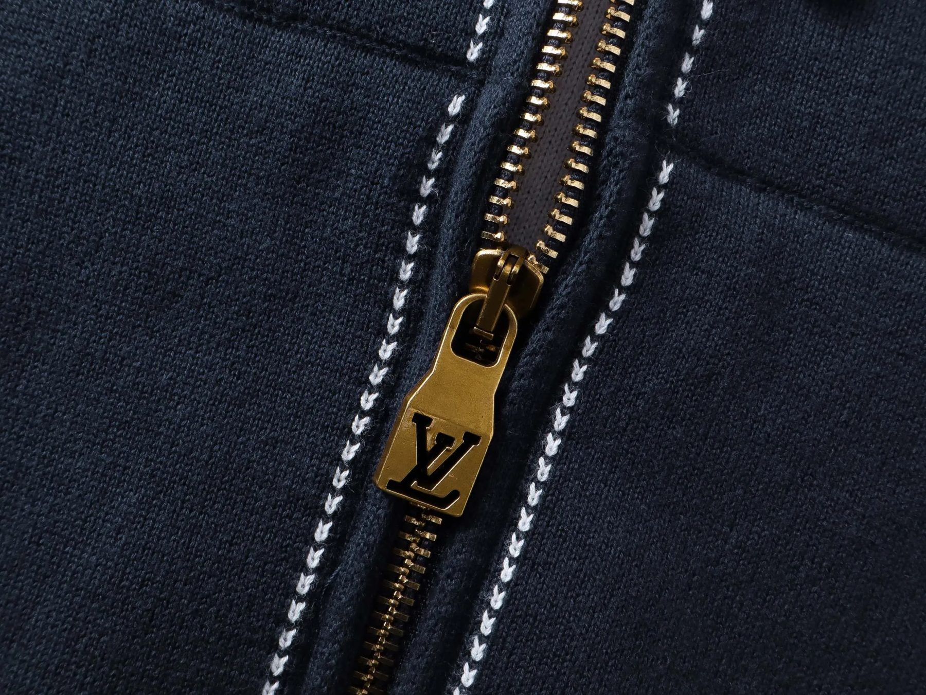 【LOUIS VUITTON旗艦店】ルイヴィトン パーカー ご好評に付き再入荷！