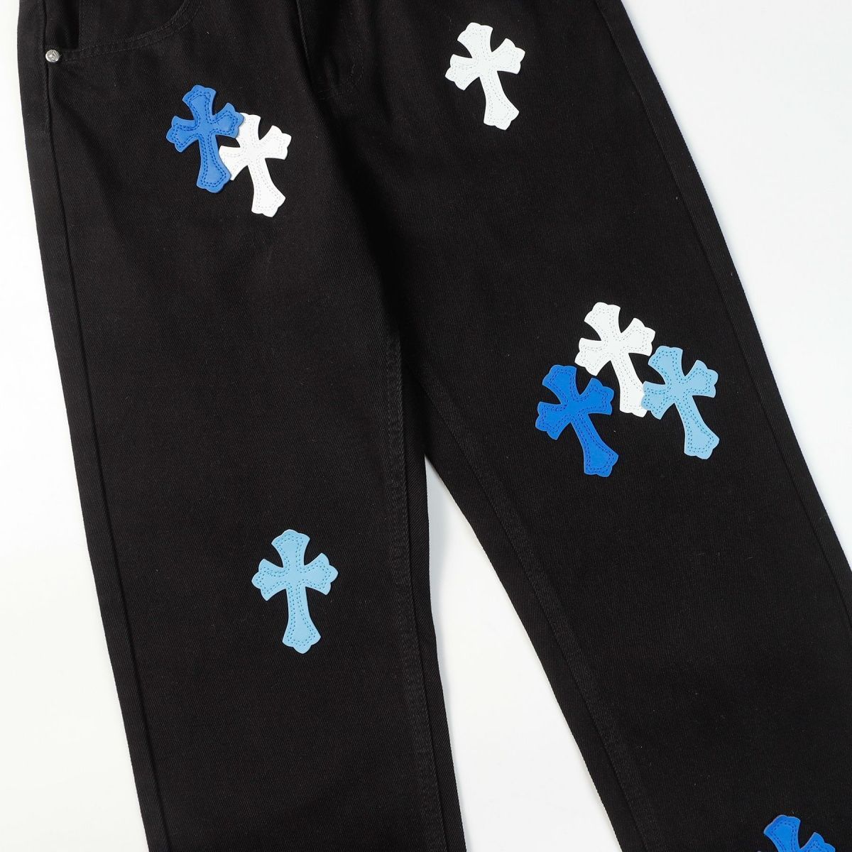 【CHROME HEARTS 公式旗艦店】クロムハーツ ジーパン、ご好評に付き再入荷！