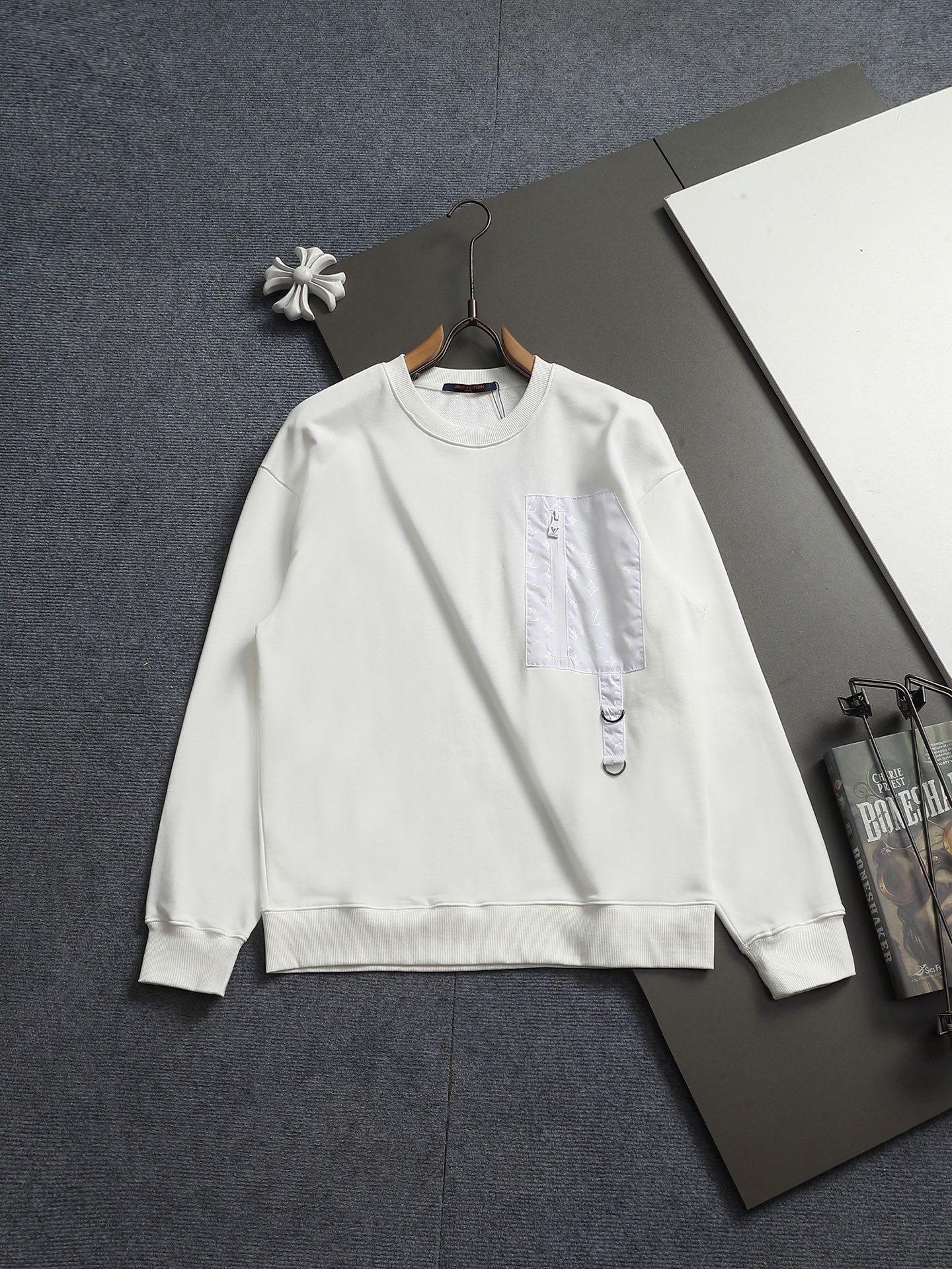 【LOUIS VUITTON】長袖 T シャツ