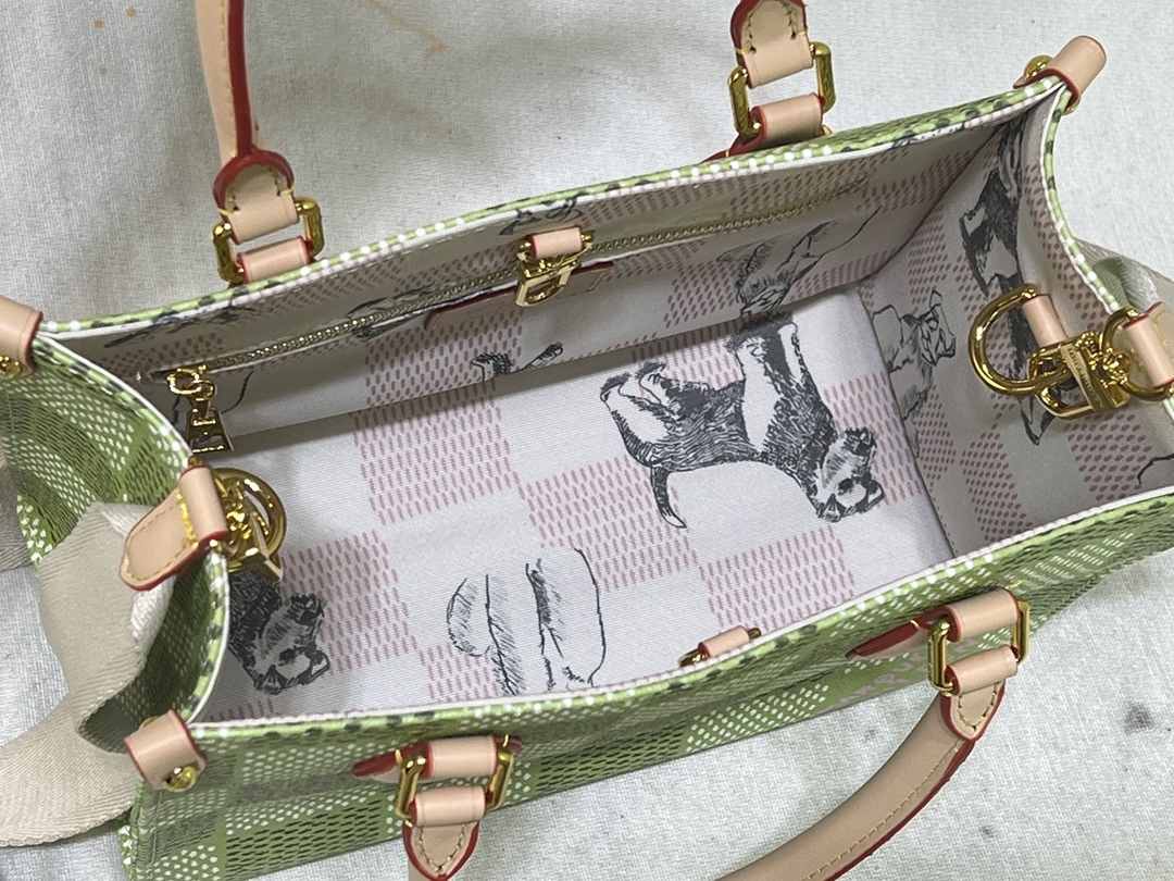 LOUIS VUITTON オンザゴー PM M45659 M45653 M46373