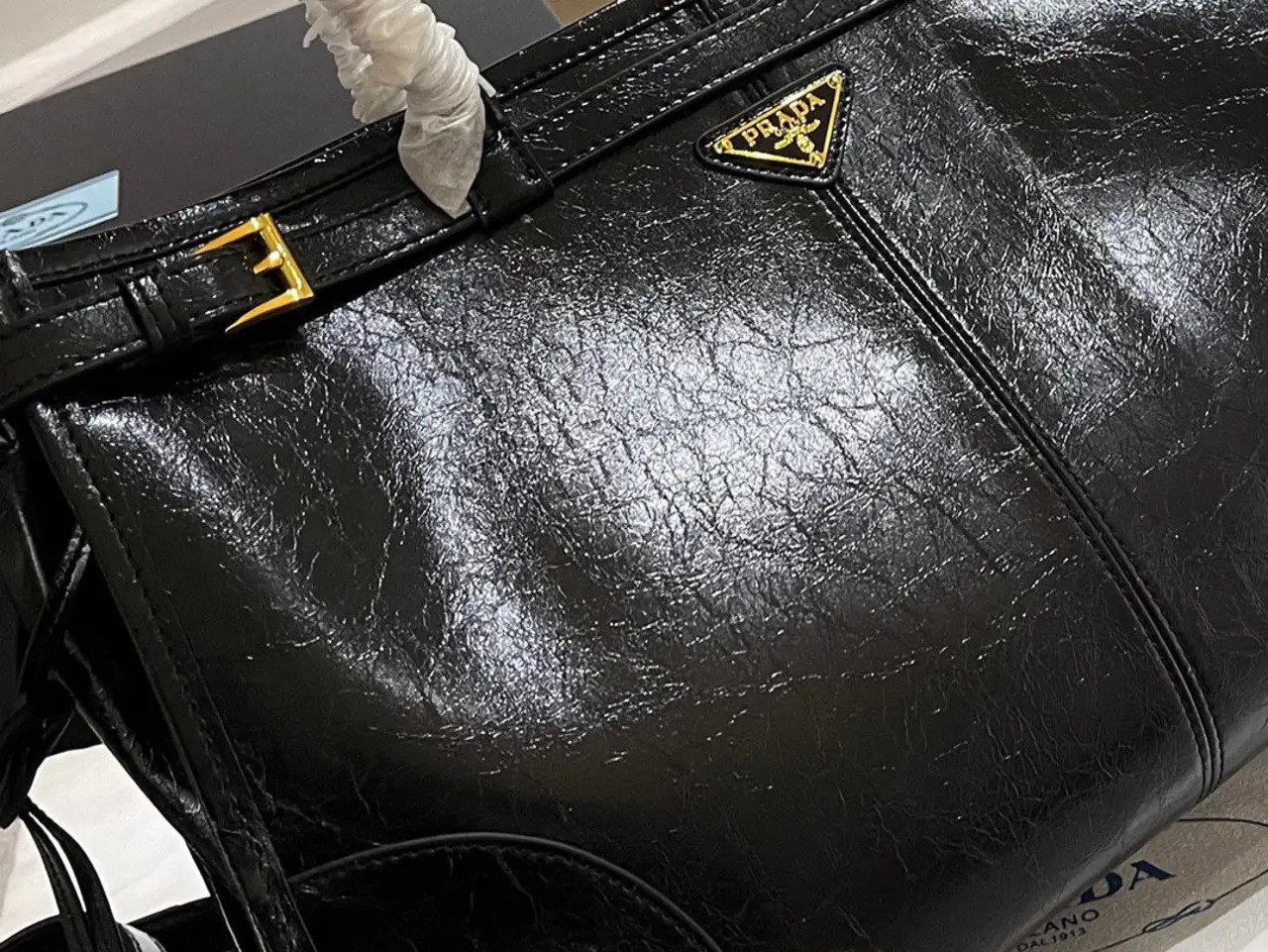 ☆PRADA☆ ソフトナッパレザー ミニハンドバッグ1点入荷♪☆正規品☆