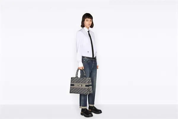 DIOR BOOK TOTE ミディアムバッグ ディオール オブリーク エンブロイダリー (36 X 27.5 X 16.5 CM)