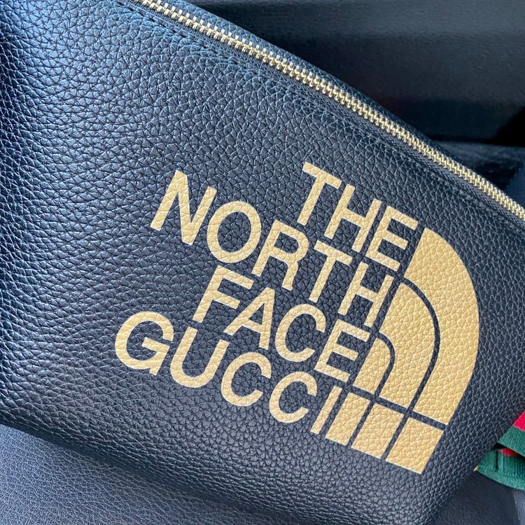 Gucci （グッチ） ウエストバッグ 36x17x5cm
