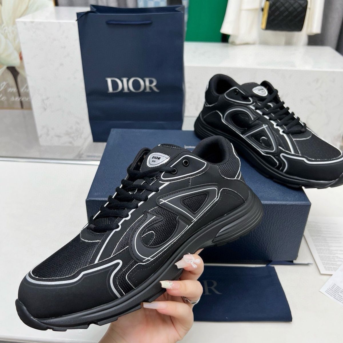 DIOR ディオール B30 スニーカー ランニングシューズ