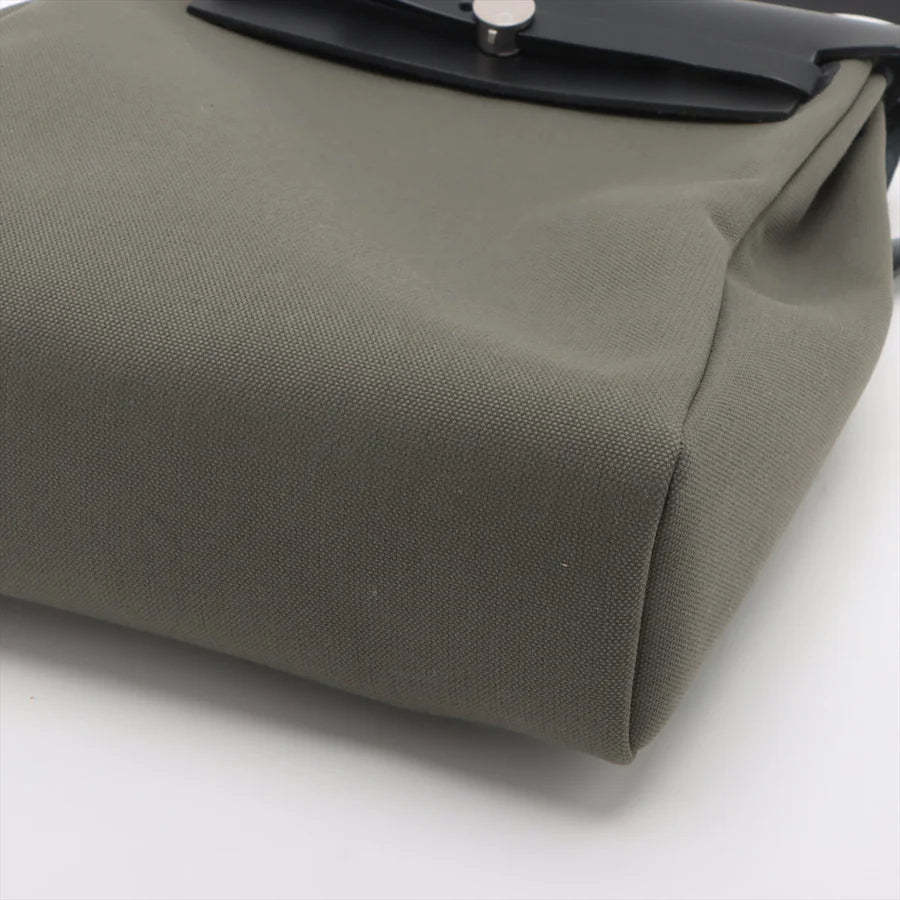 エルメス エールバッグジップPM トワルミリタリー カーキ シルバー金具