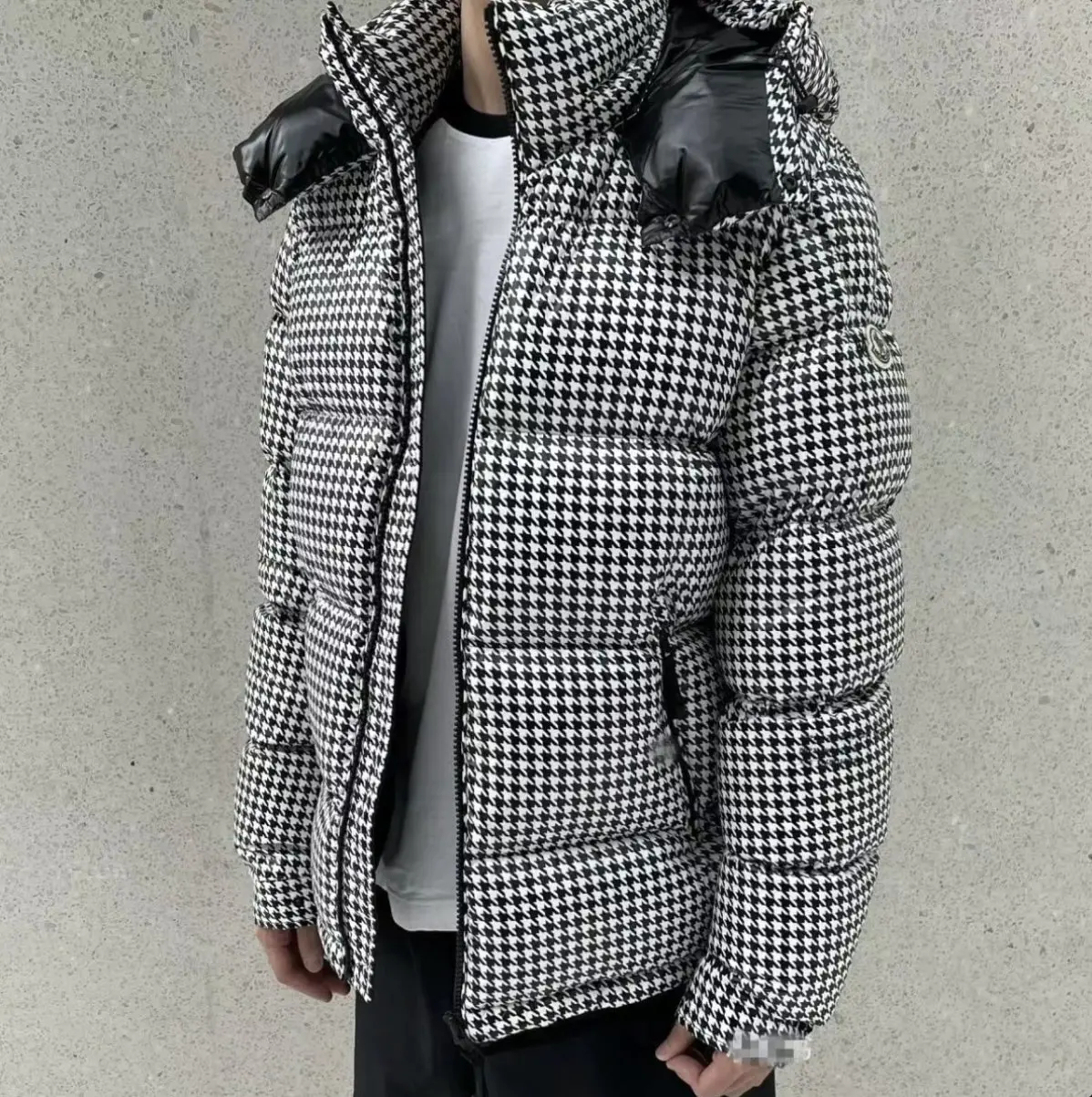 【Moncler】✖️【Fragment Design】23FW ダウンジャケット