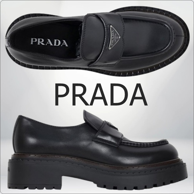 ♦PRADA♦エナメル 三角 ロゴ ローファー☆正規品☆
