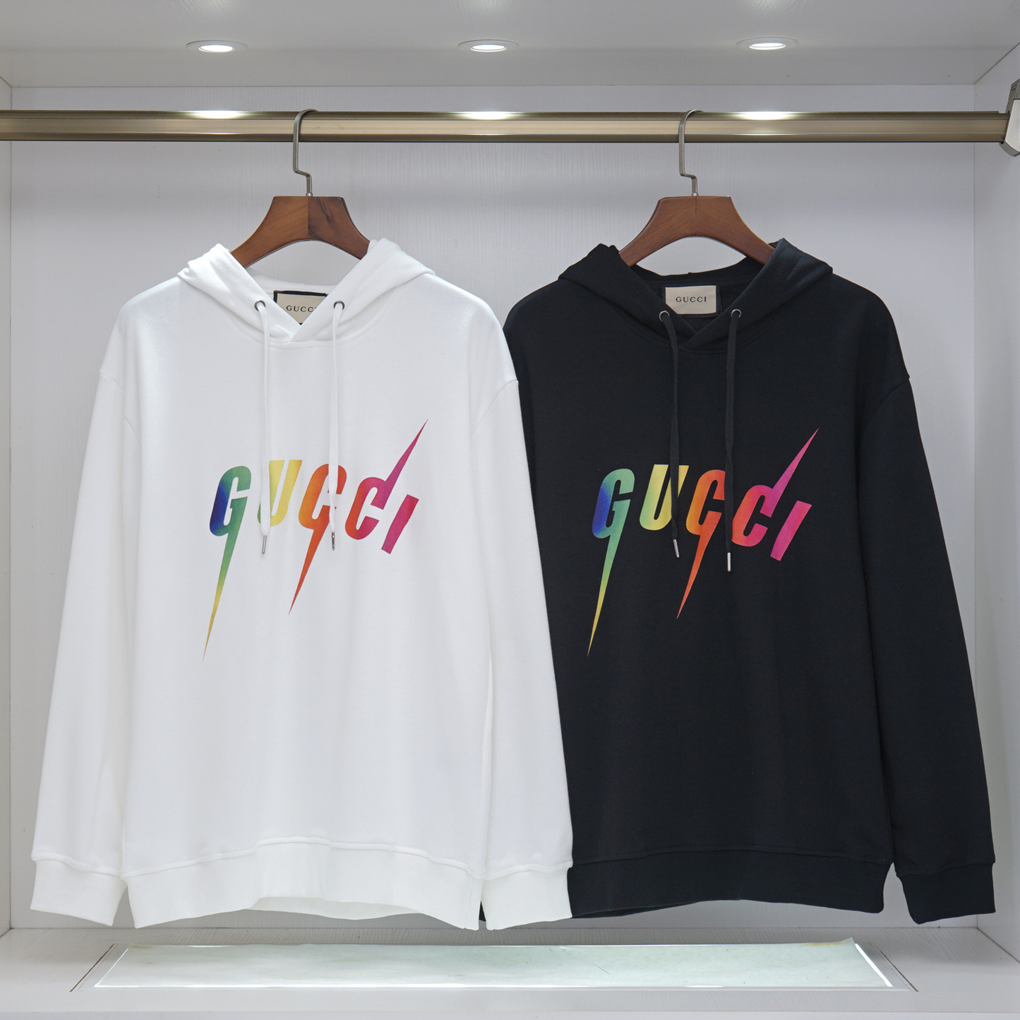 【GUCCI旗艦店】グッチ パーカー 男女兼用 ご好評に付き再入荷！