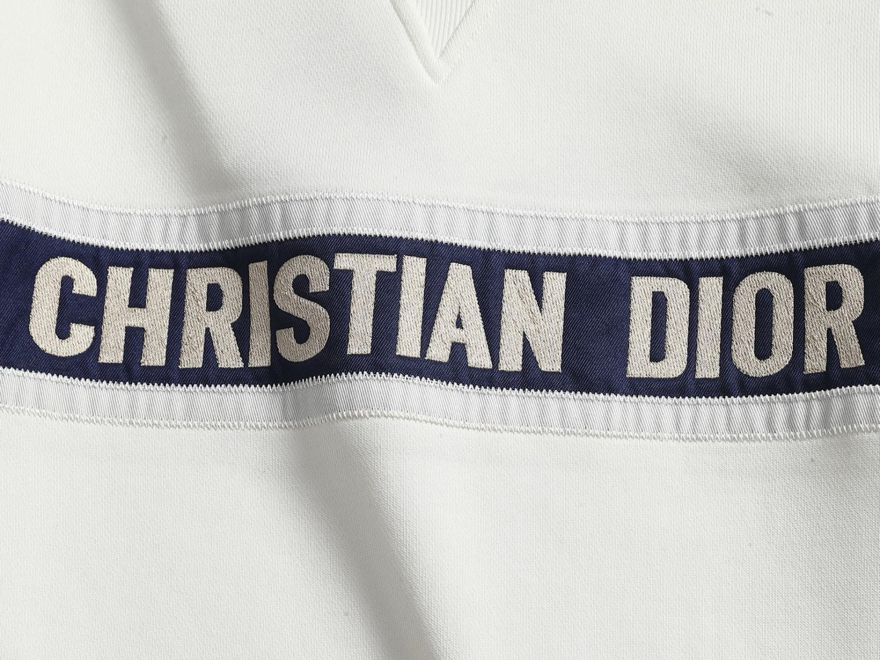【DIOR】刺繍長袖 T シャツ