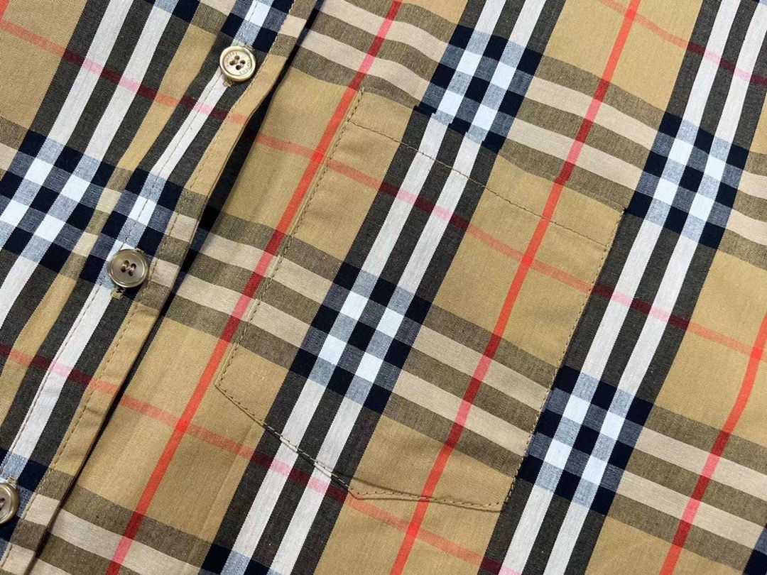 【BURBERRY公式旗艦店】バーバリー シャツ ご好評に付き再入荷！