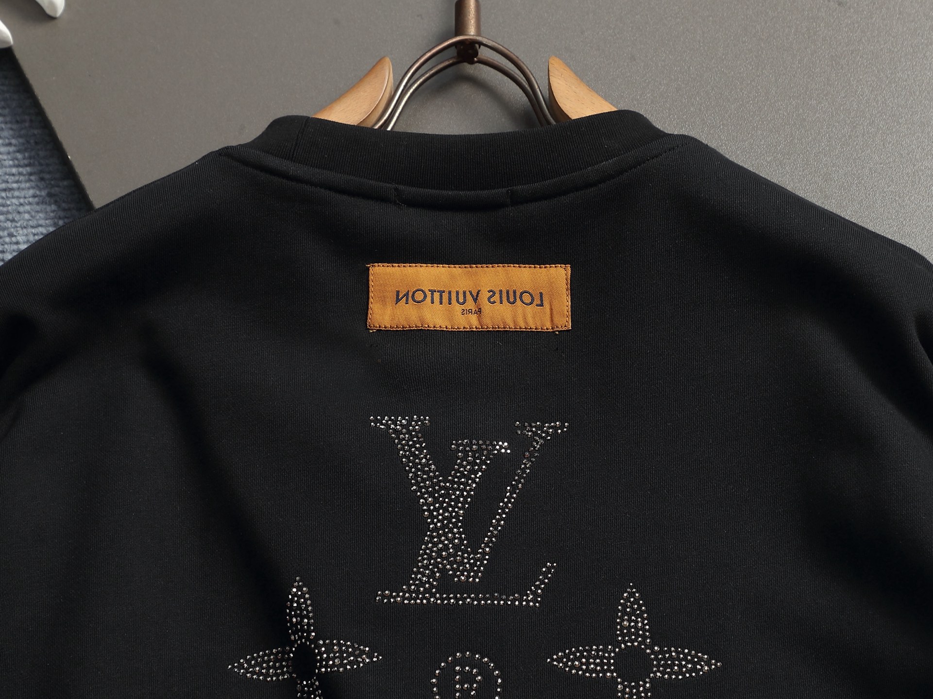 【LOUIS VUITTON】長袖 T シャツ