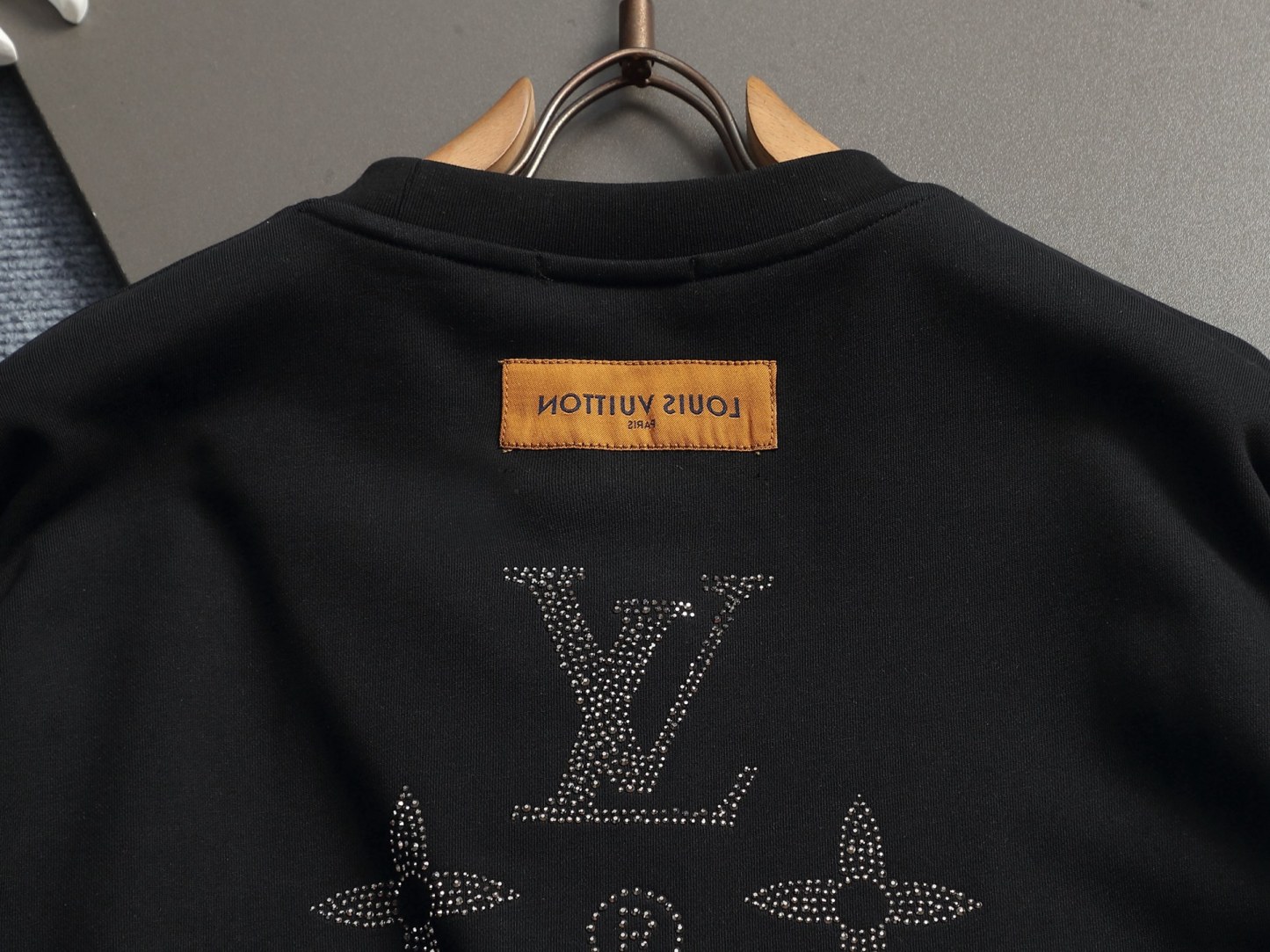 【LOUIS VUITTON】長袖 T シャツ