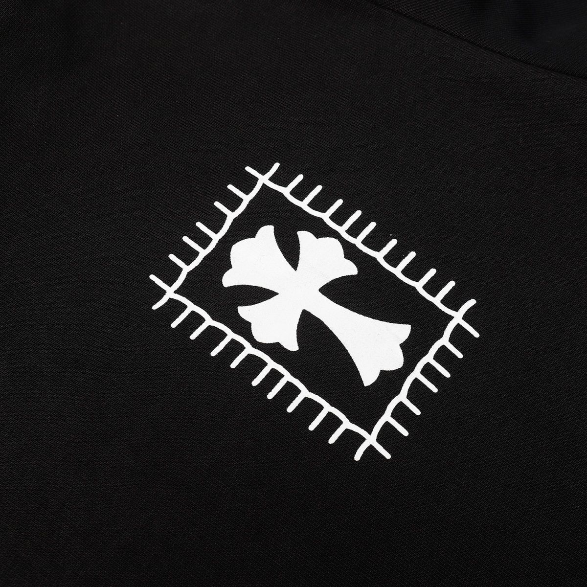 【CHROME HEARTS】クロムハーツ パーカー 男女兼用、ご好評に付き再入荷！
