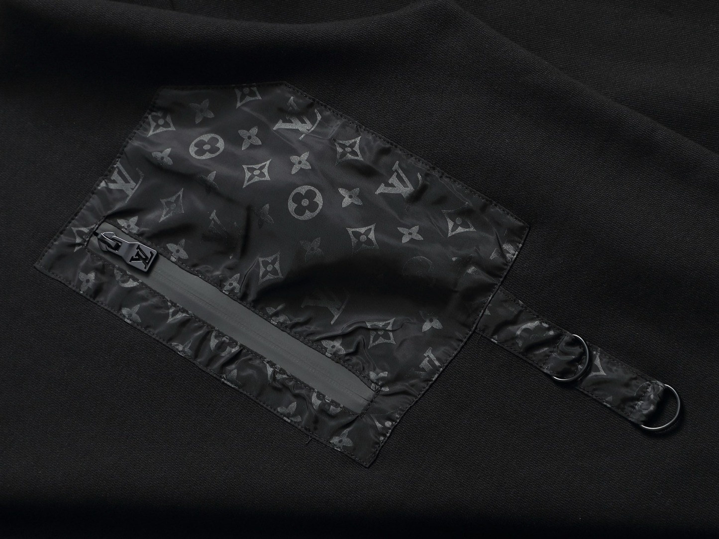 【LOUIS VUITTON】長袖 T シャツ