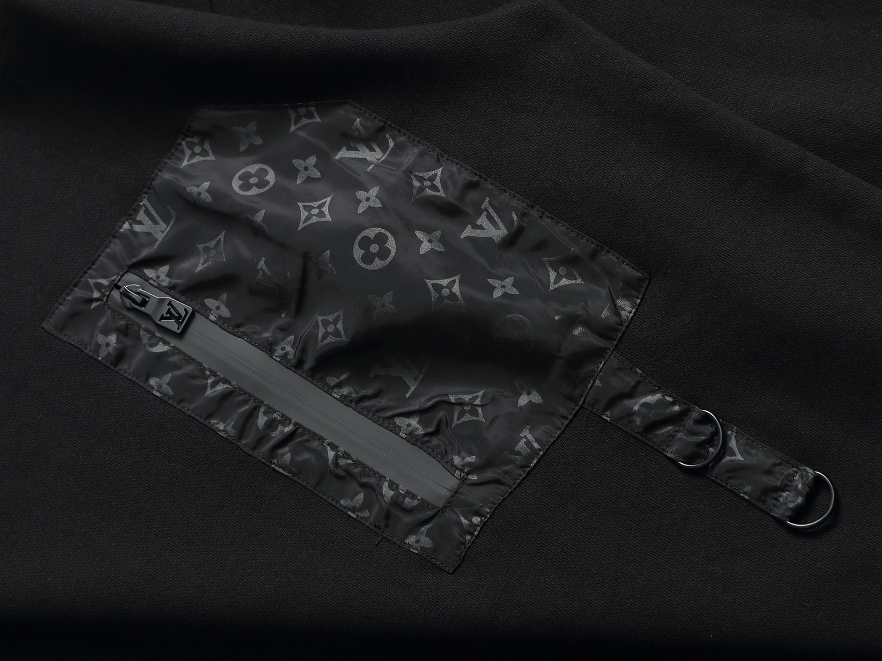 【LOUIS VUITTON】長袖 T シャツ