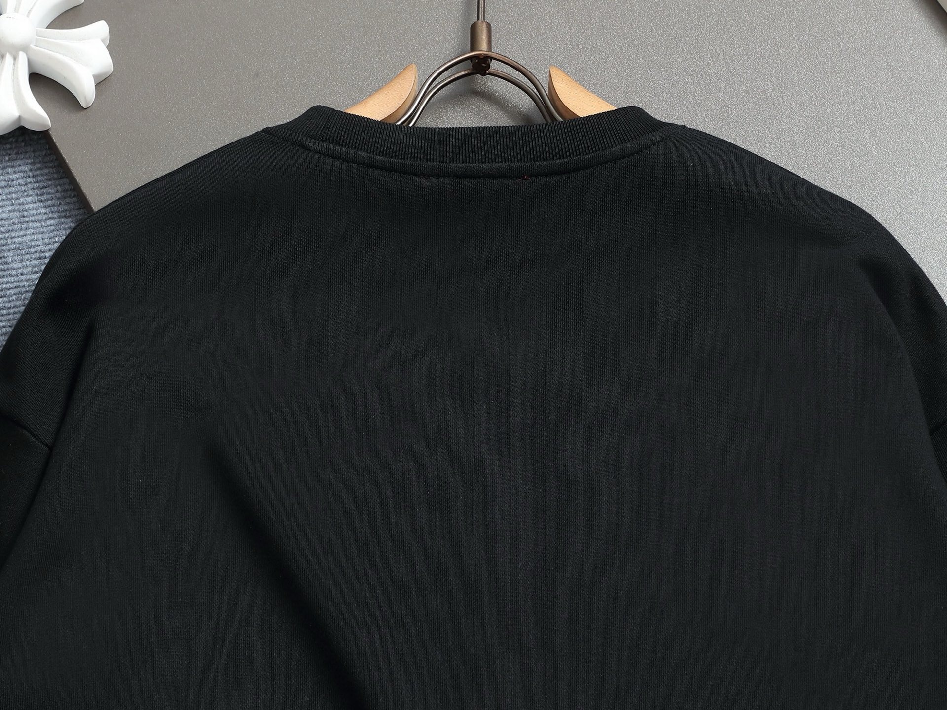 【GUCCI】プリント長袖 T シャツ