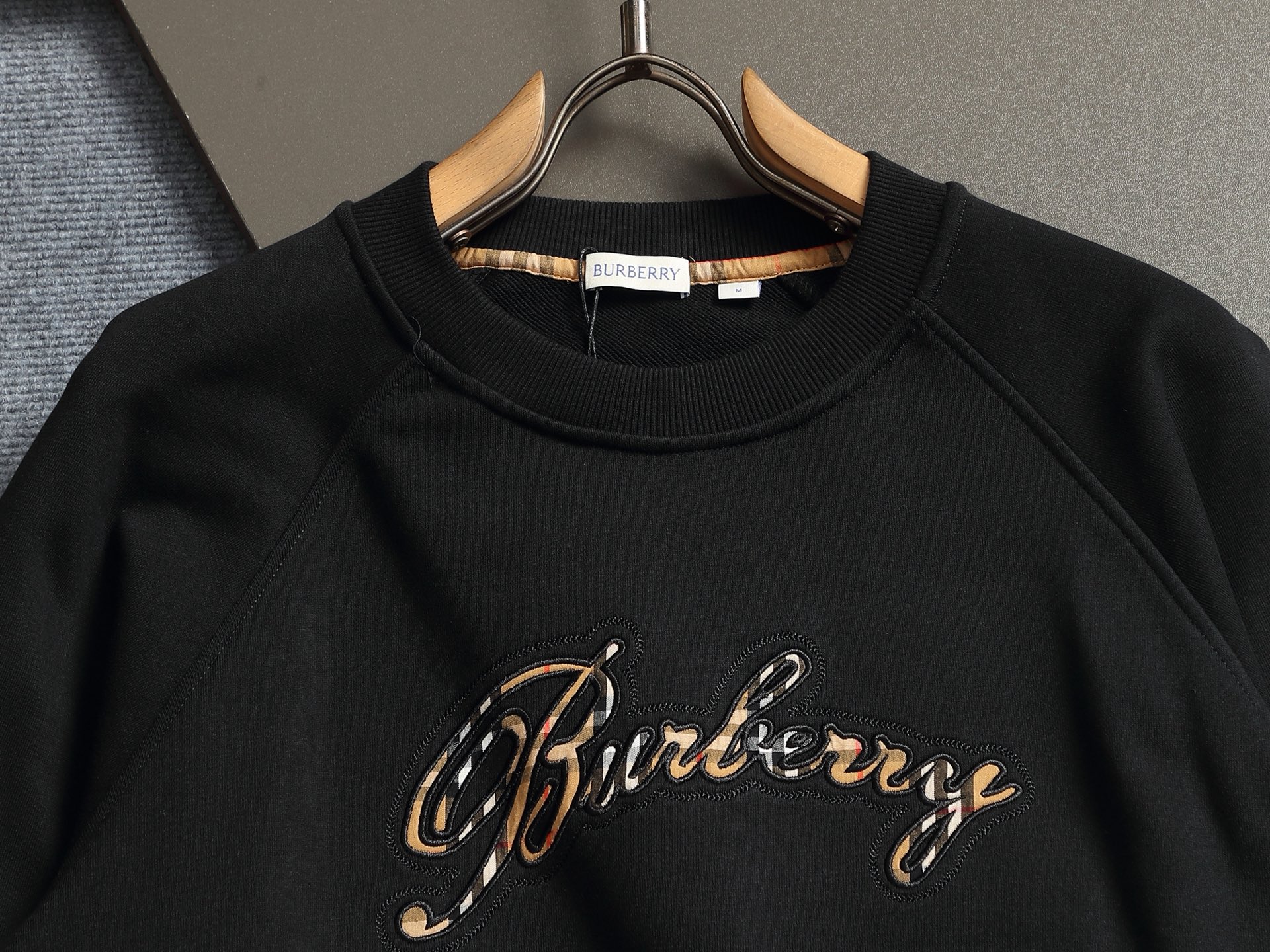 【BURBERRY】長袖 T シャツ