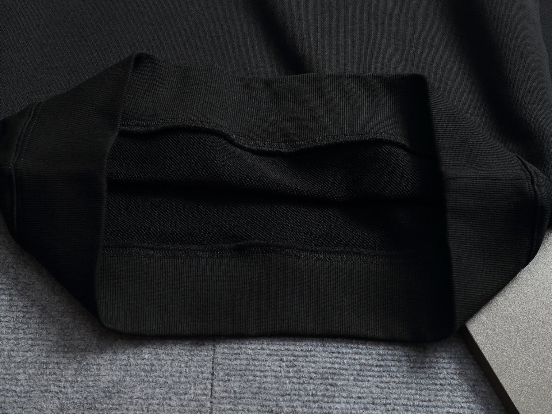 【DIOR】刺繍長袖 T シャツ