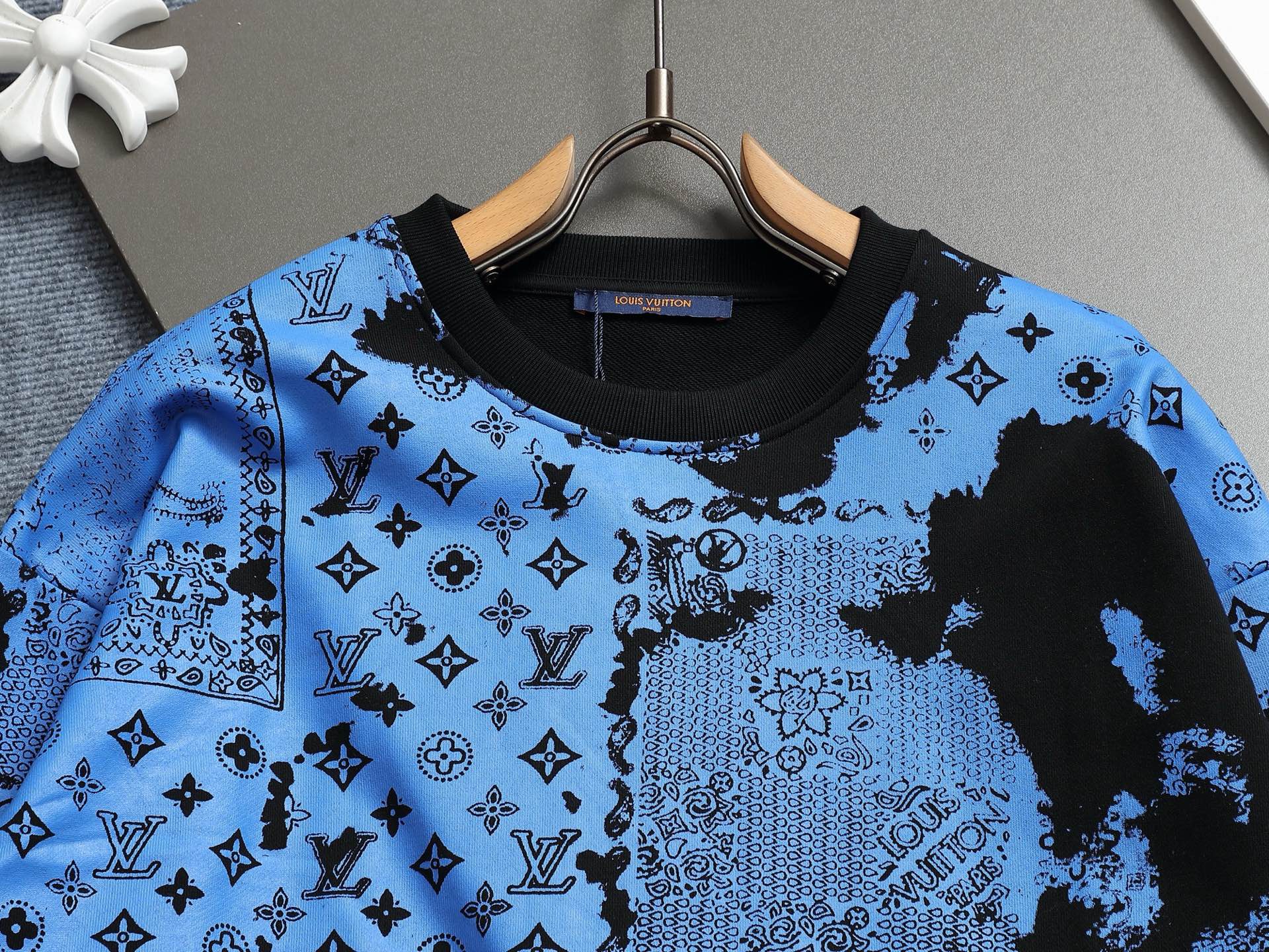 【LOUIS VUITTON】長袖 T シャツ