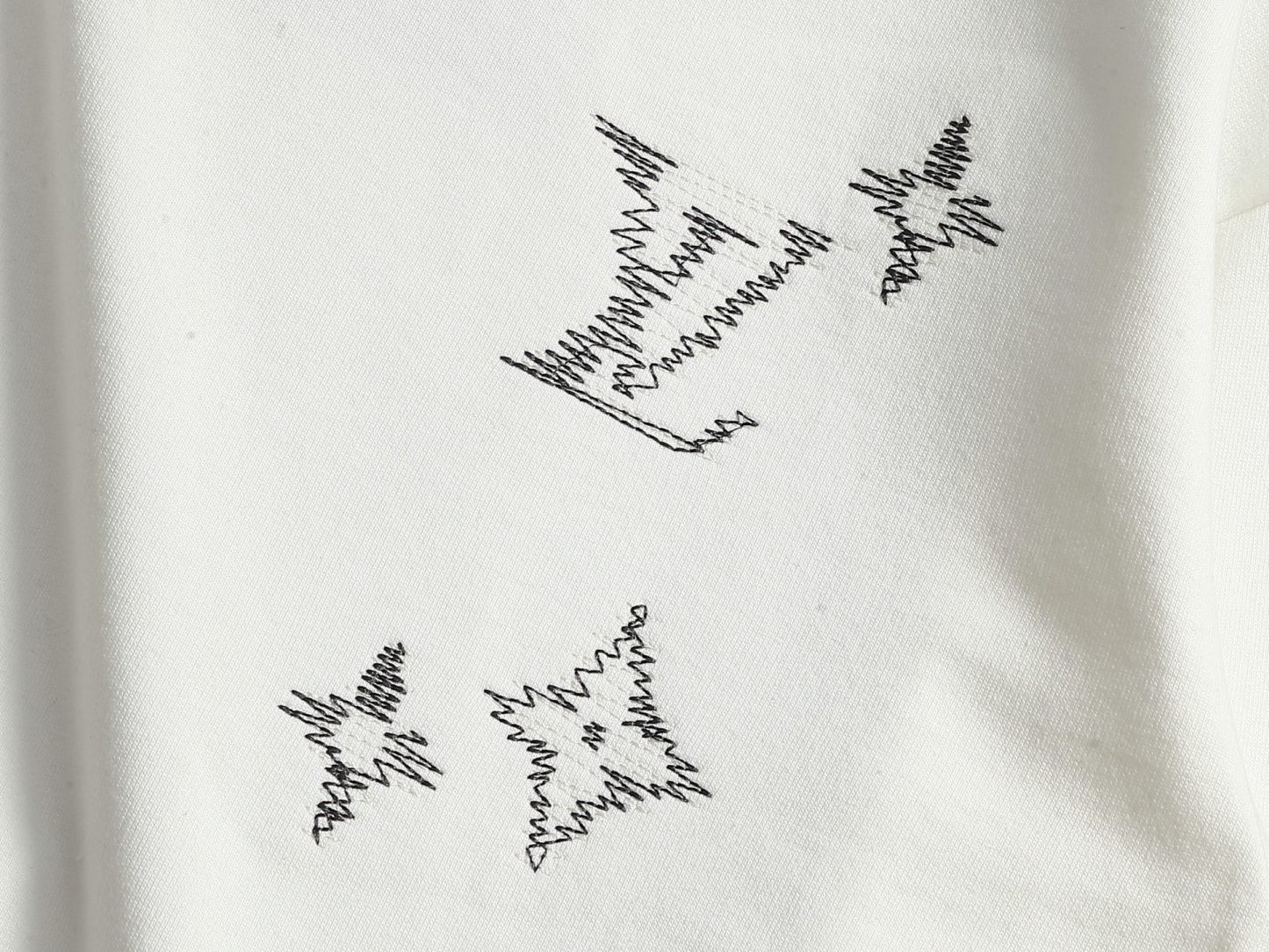 【LOUIS VUITTON】刺繍長袖 T シャツ