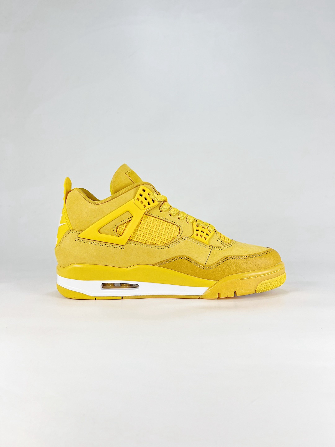 NIKE Air Jordan 4 レトロ イエロー  バスケットシューズ スエード  スニーカー