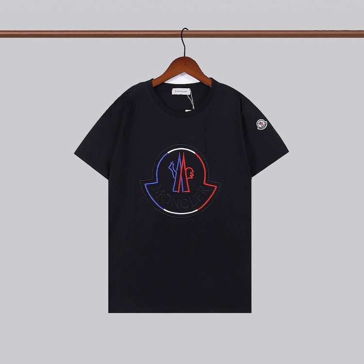 【Moncler 】男女兼用、ご好評に付き再入荷！