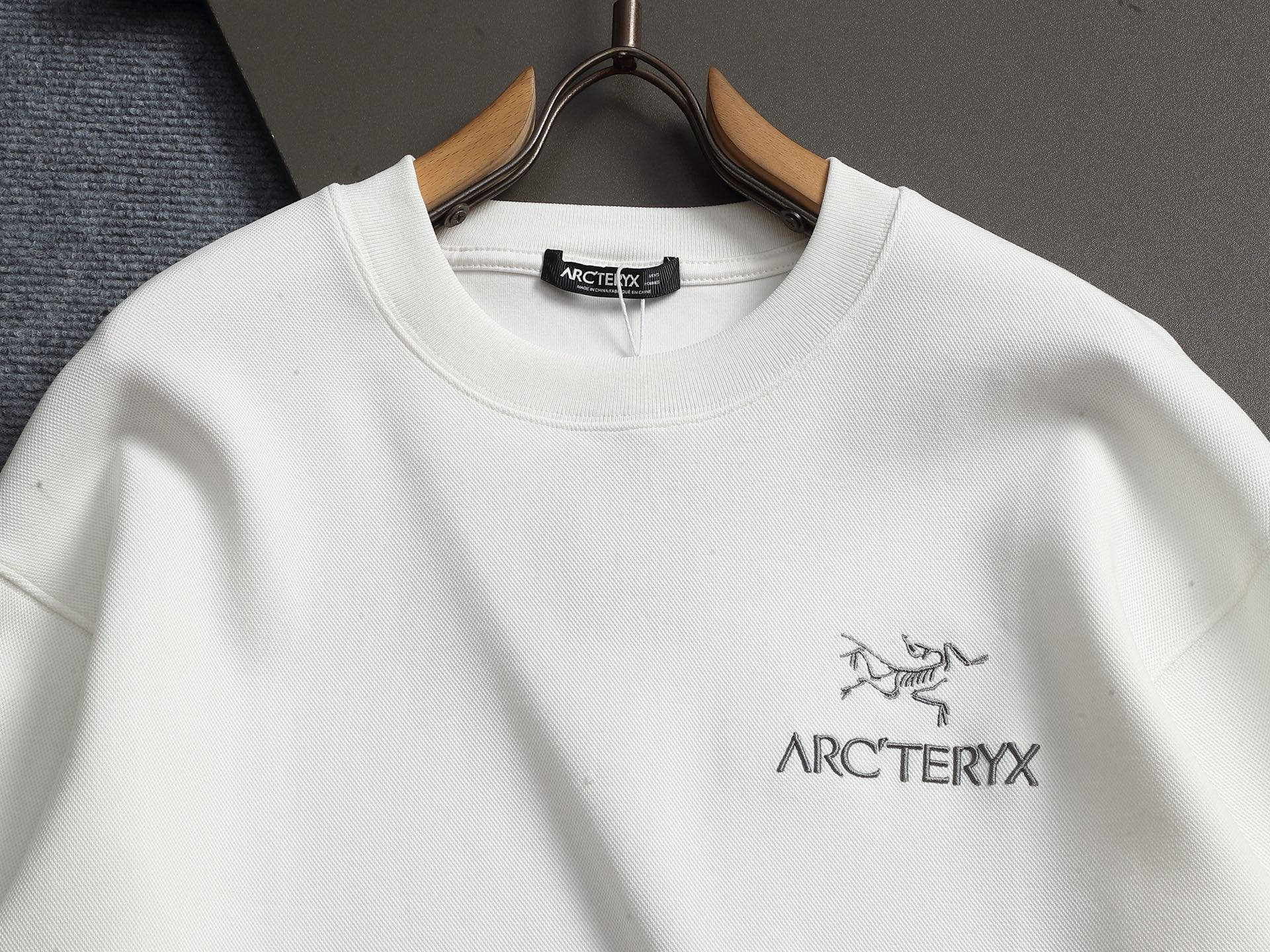 【ARC TERYX】長袖 T シャツ