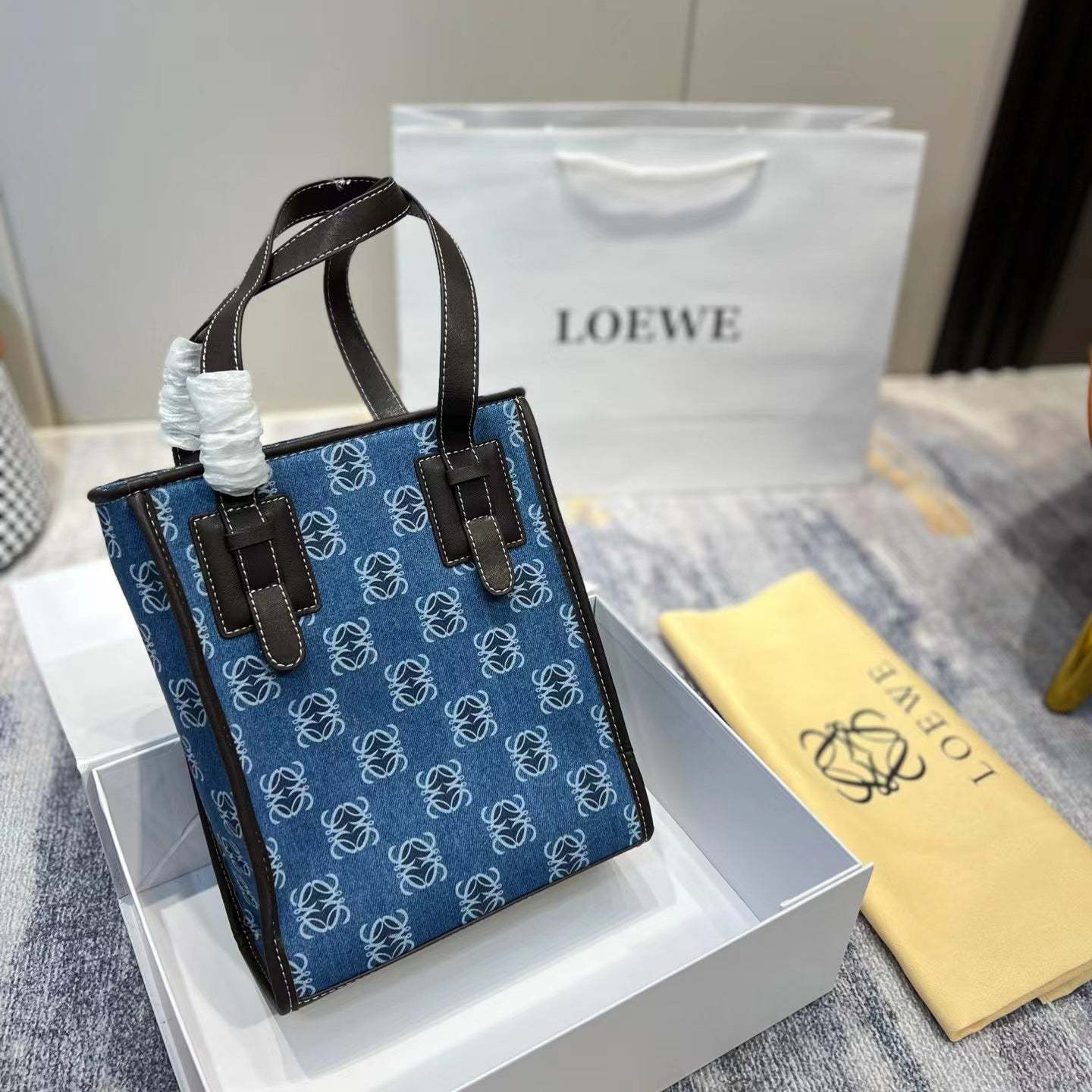 L/oewe デニムカラー キャンバス ショッピングバッグ【送料無料】