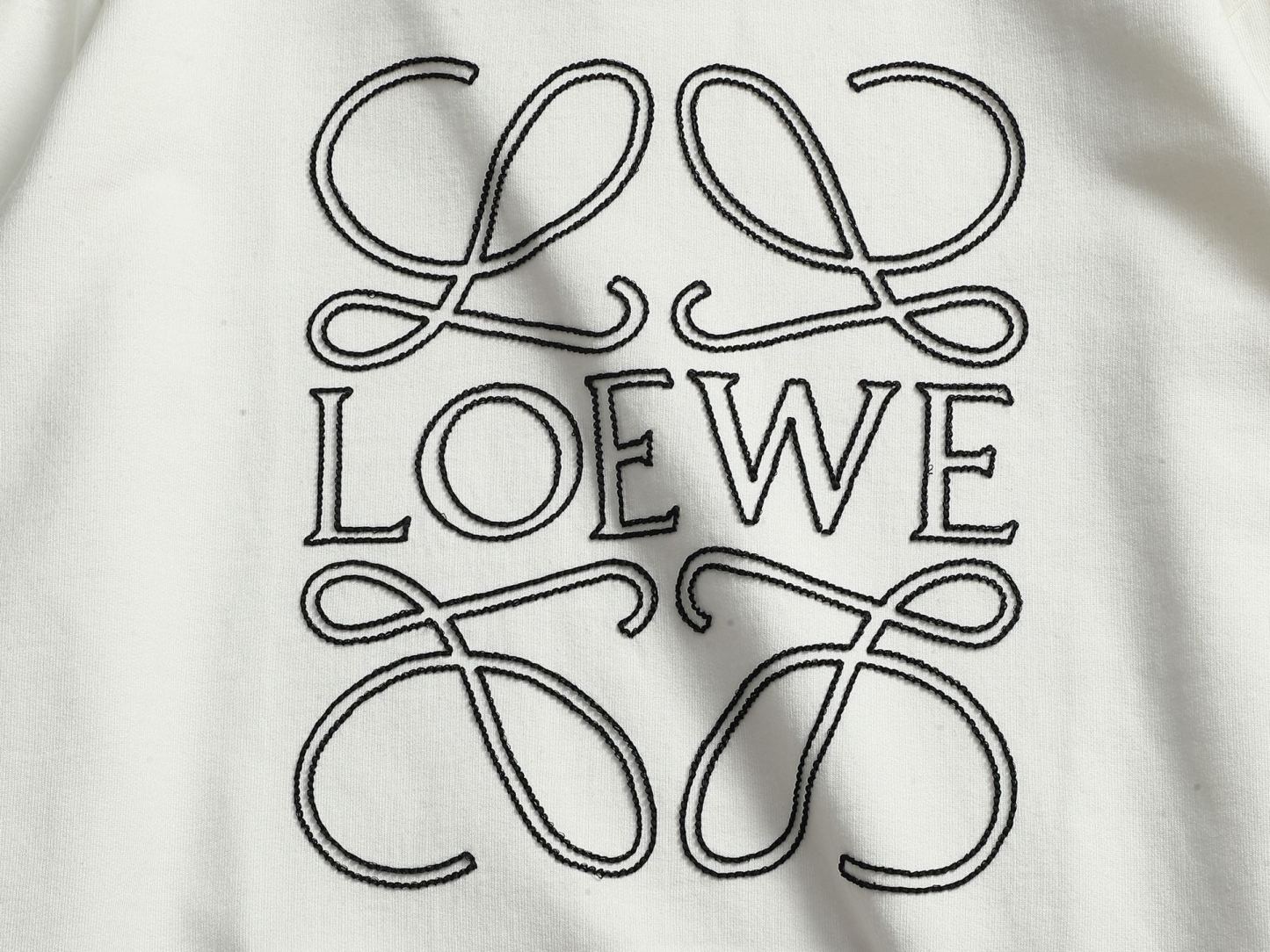 【LOEWE】刺繍長袖 T シャツ
