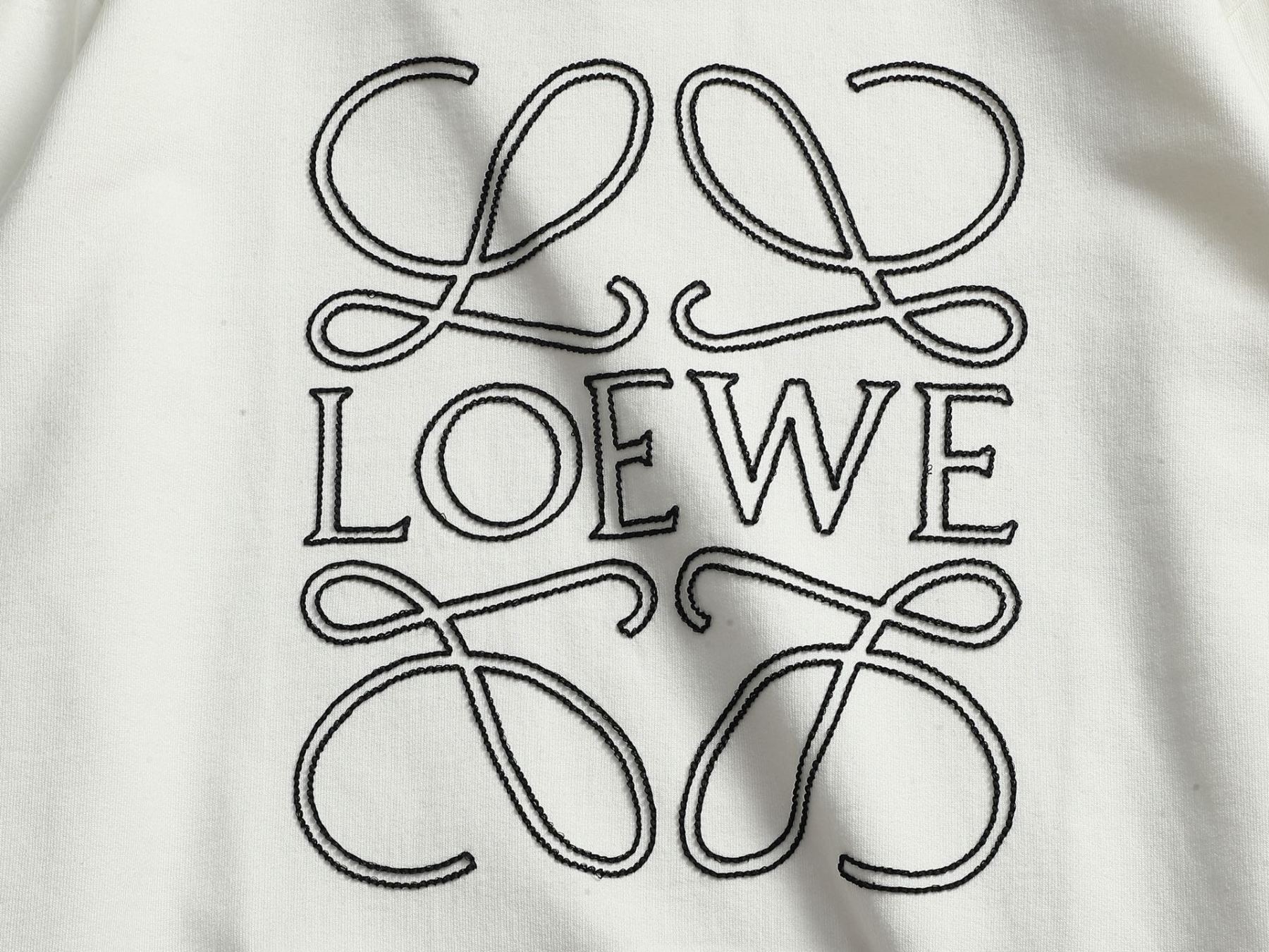 【LOEWE】刺繍長袖 T シャツ