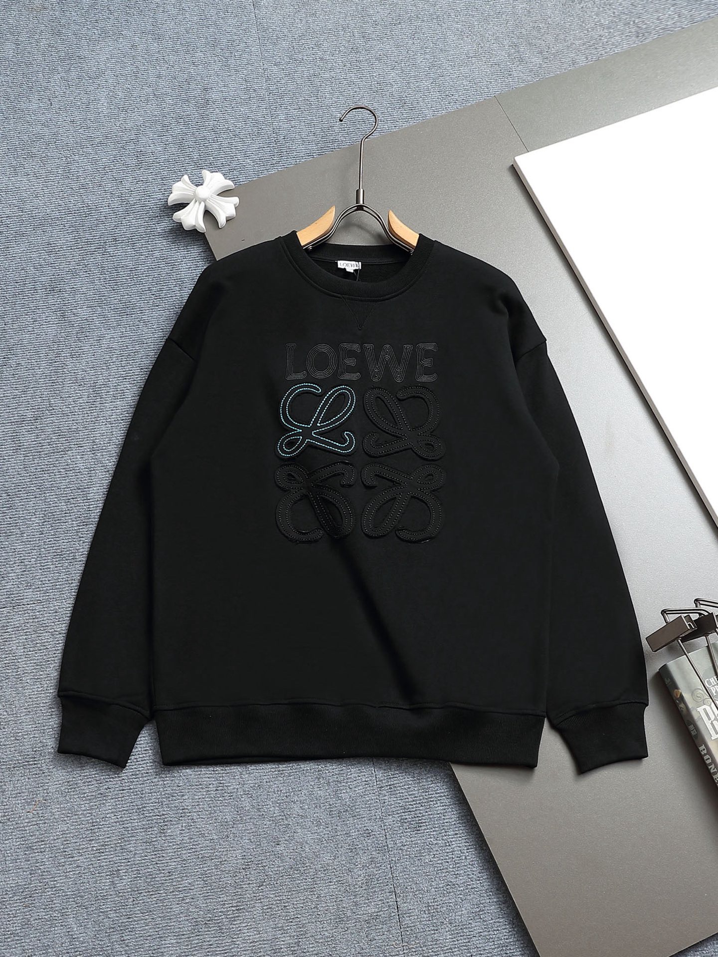 【LOEWE】長袖 T シャツ