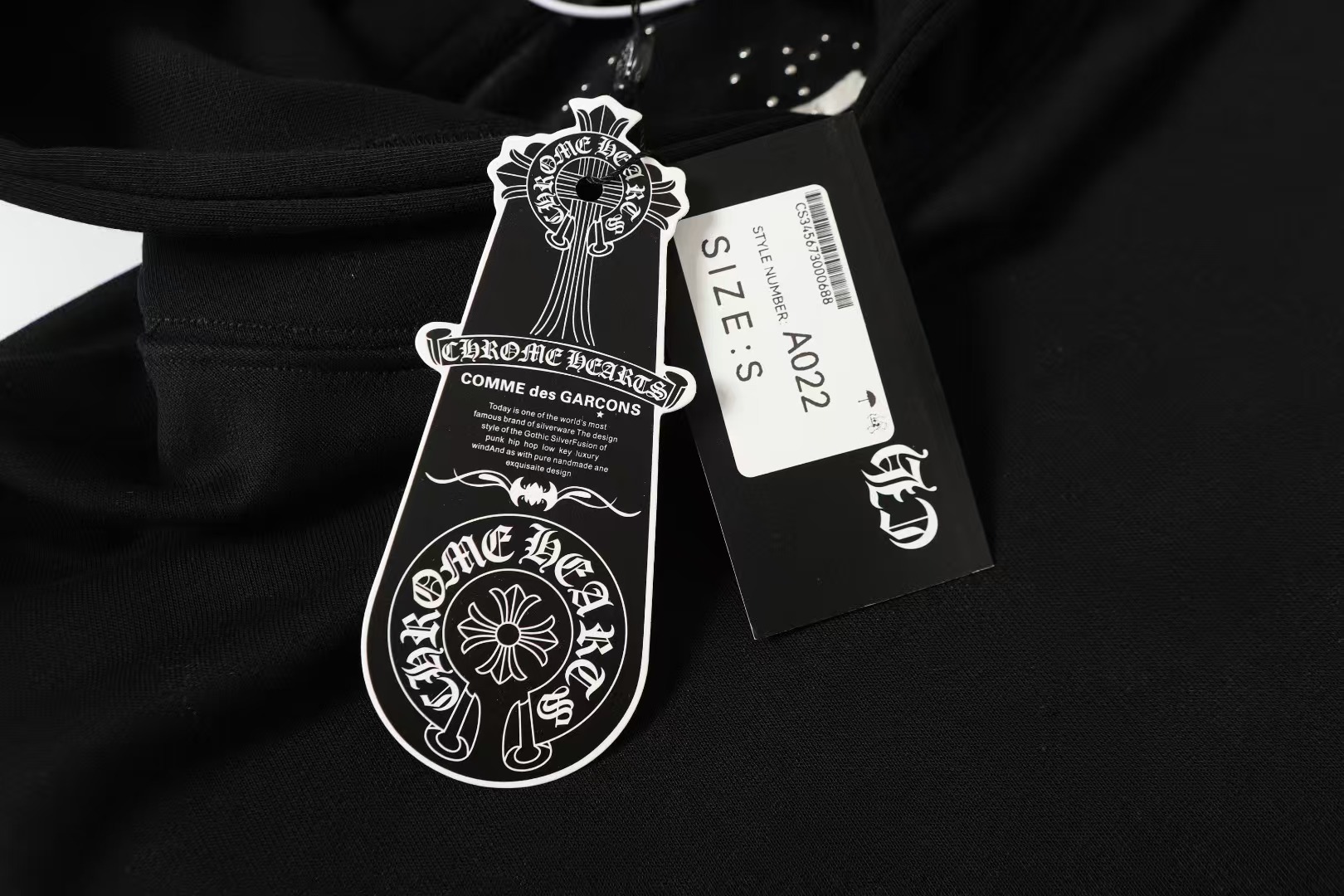 【CHROME HEARTS】クロムハーツ パーカー 男女兼用、ご好評に付き再入荷！